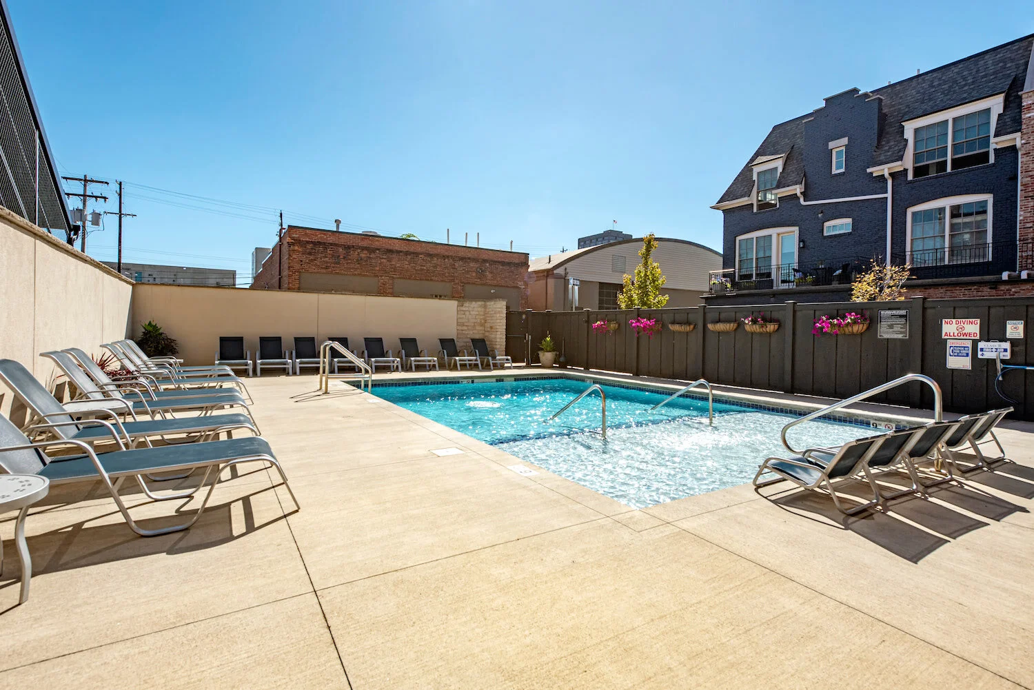 Photo Gallery Downtown Columbus Apartments — Normandy Columbus