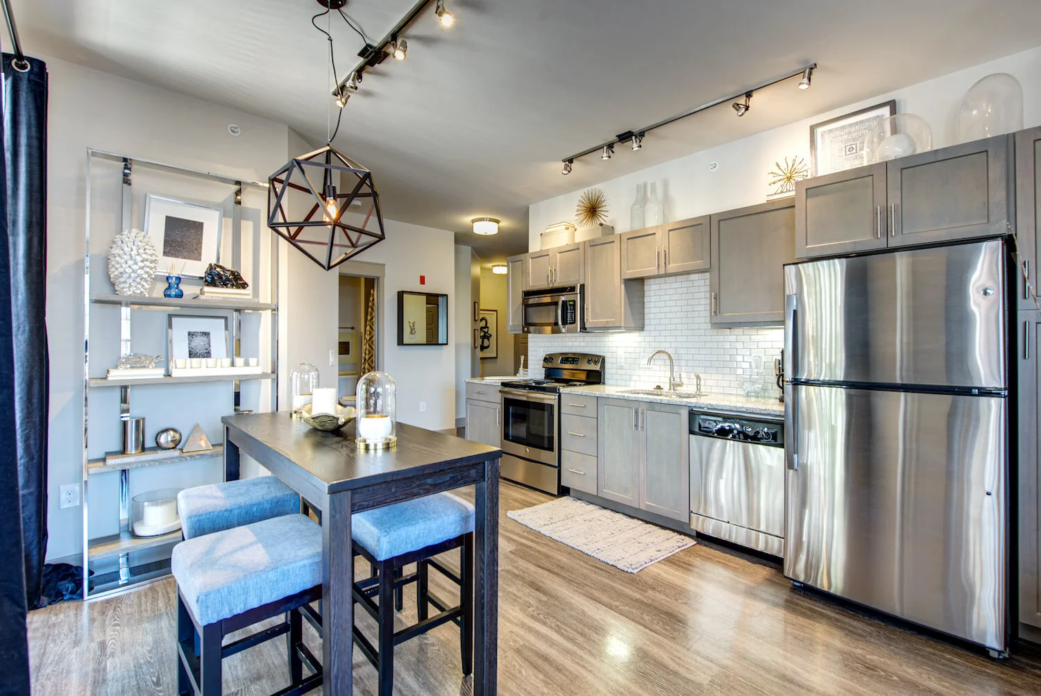 normandy-columbus-downtown-columbus-apartments