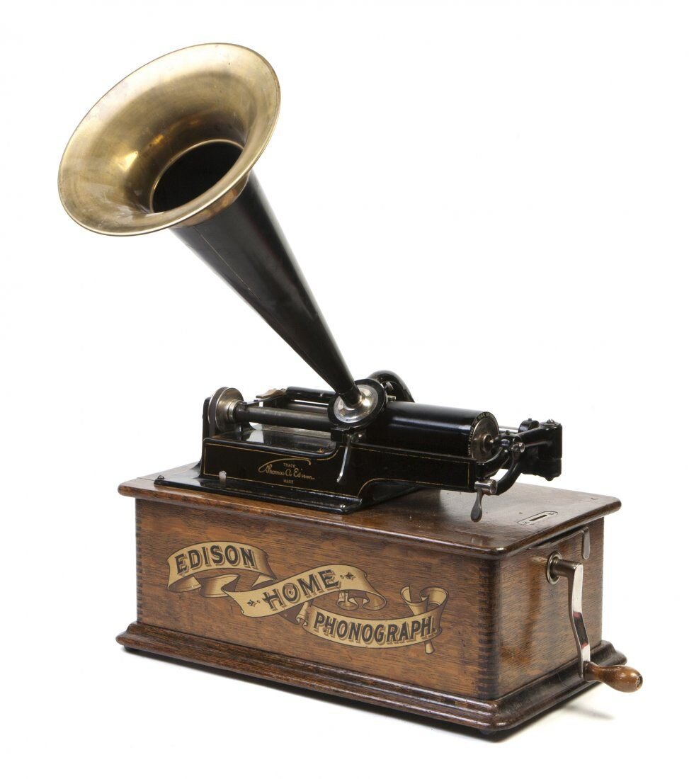 Le phonographe de Thomas Edison (source photo inconnue)