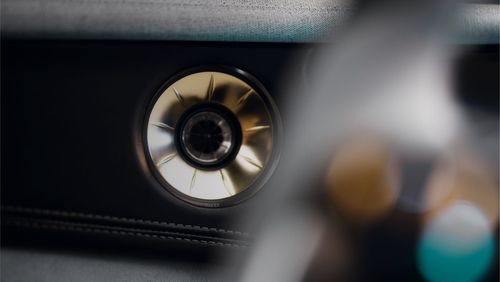 Haut-parleurs KEF, Lotus Eletre, système audio pour voiture, hi-fi, haut de gamme, audio, audiophile