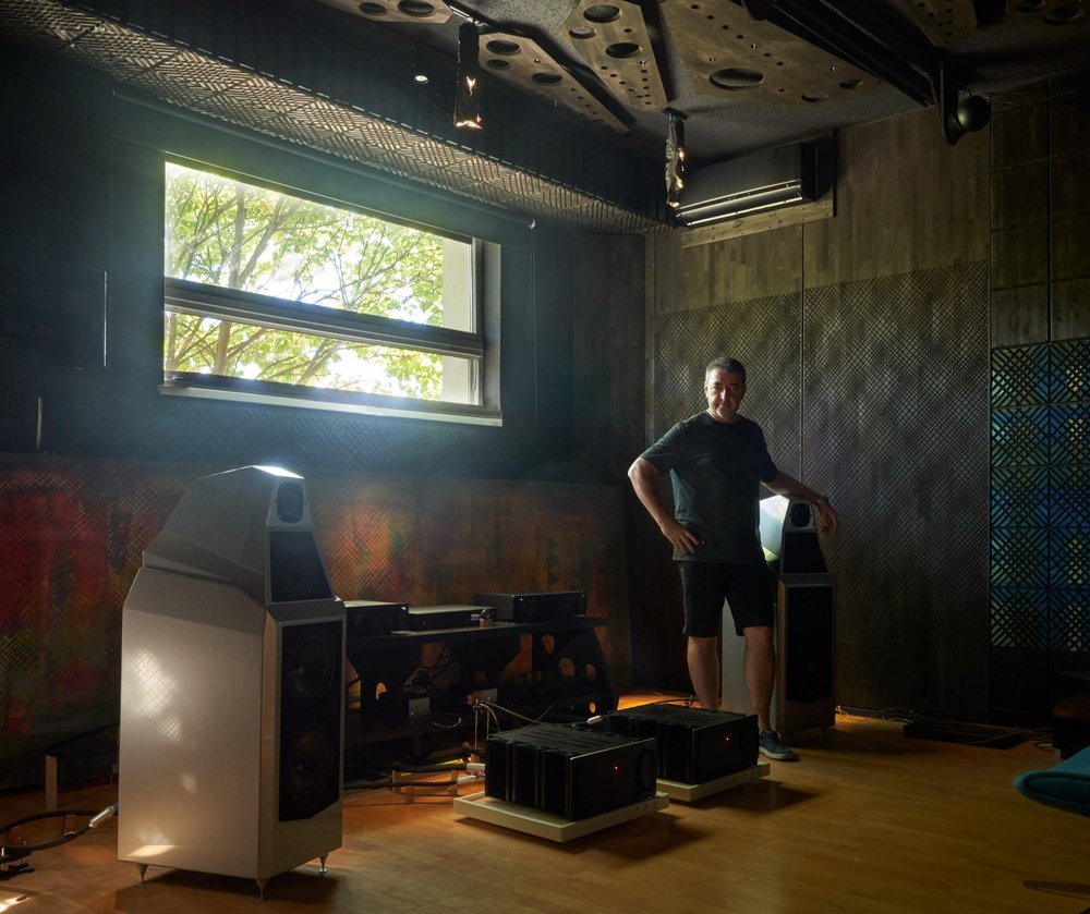 audio, audiophile, hi-fi, Weiss audio, Wilson speakers, LAMM amplifier and preamp, Siltech cables, PMA Magazine, Robert Schryer