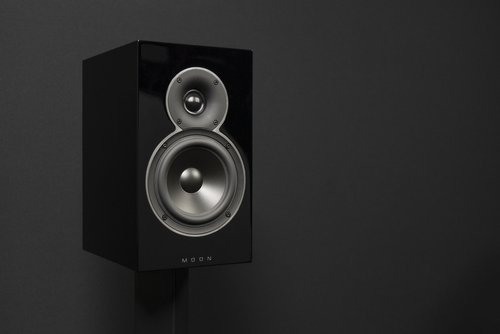Simaudio Moon, Voice 22 loudspeaker, audio, audiophile, hi-fi, high-end, Moon by Simaudio, PMA Magazine