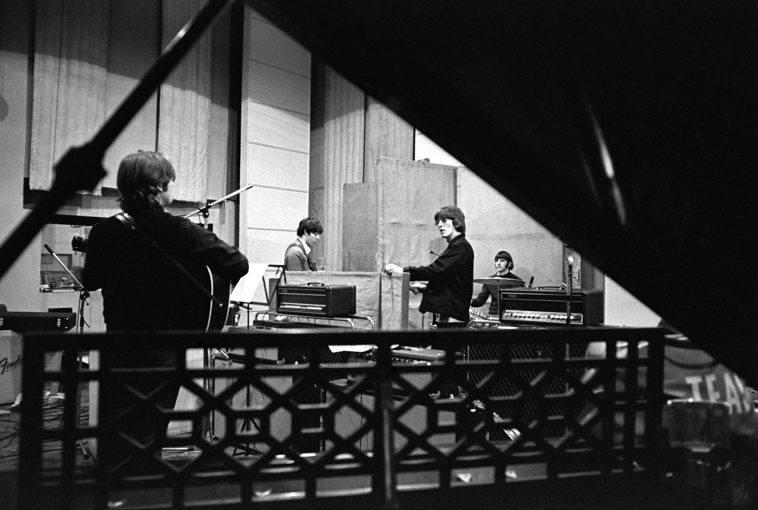 The Beatles, Ringo Starr, George Harrison, Paul McCartney, John Lennon, PMA Magazine