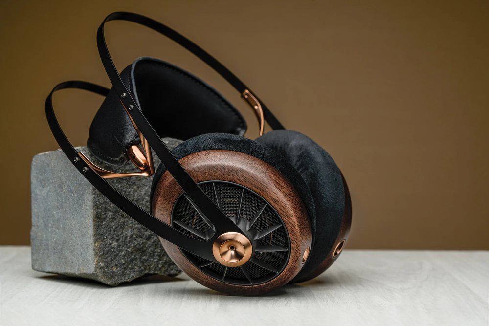 Meze audio, casque, audiophile, hi-fi, haut de gamme, audio portable, PMA Magazine