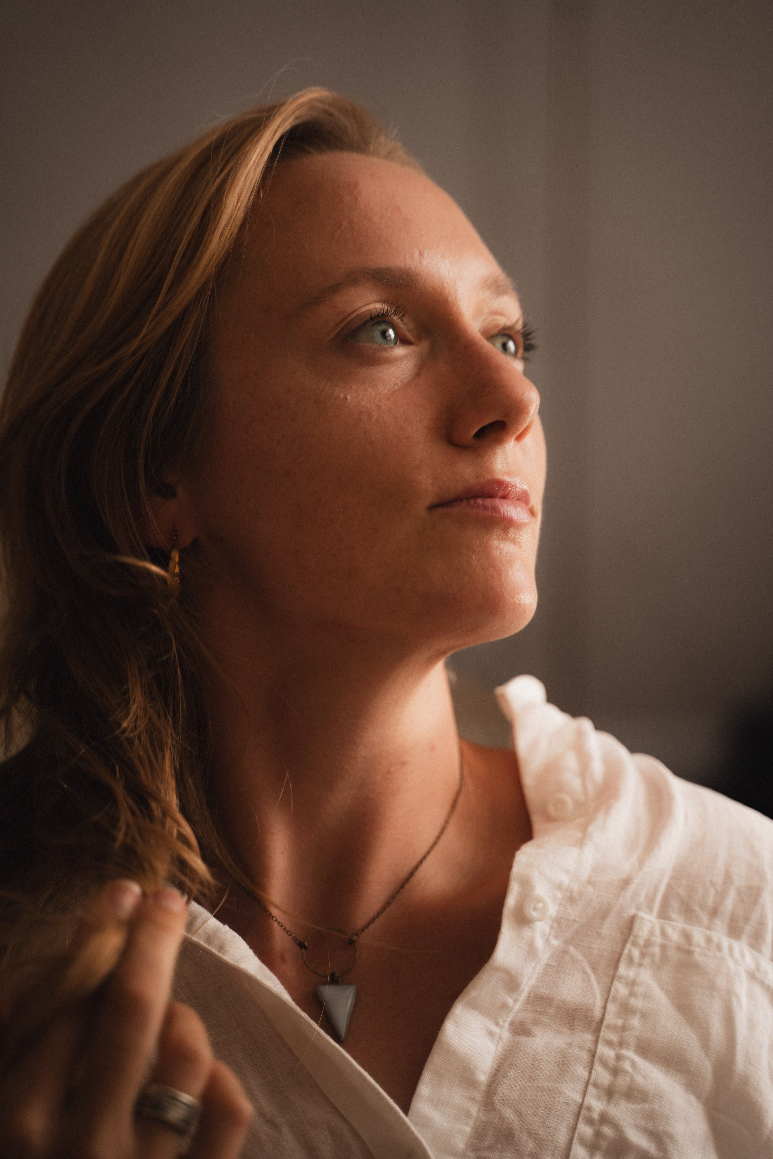 The Nervous System Is Listening: How Co-Regulation Works in Reiki