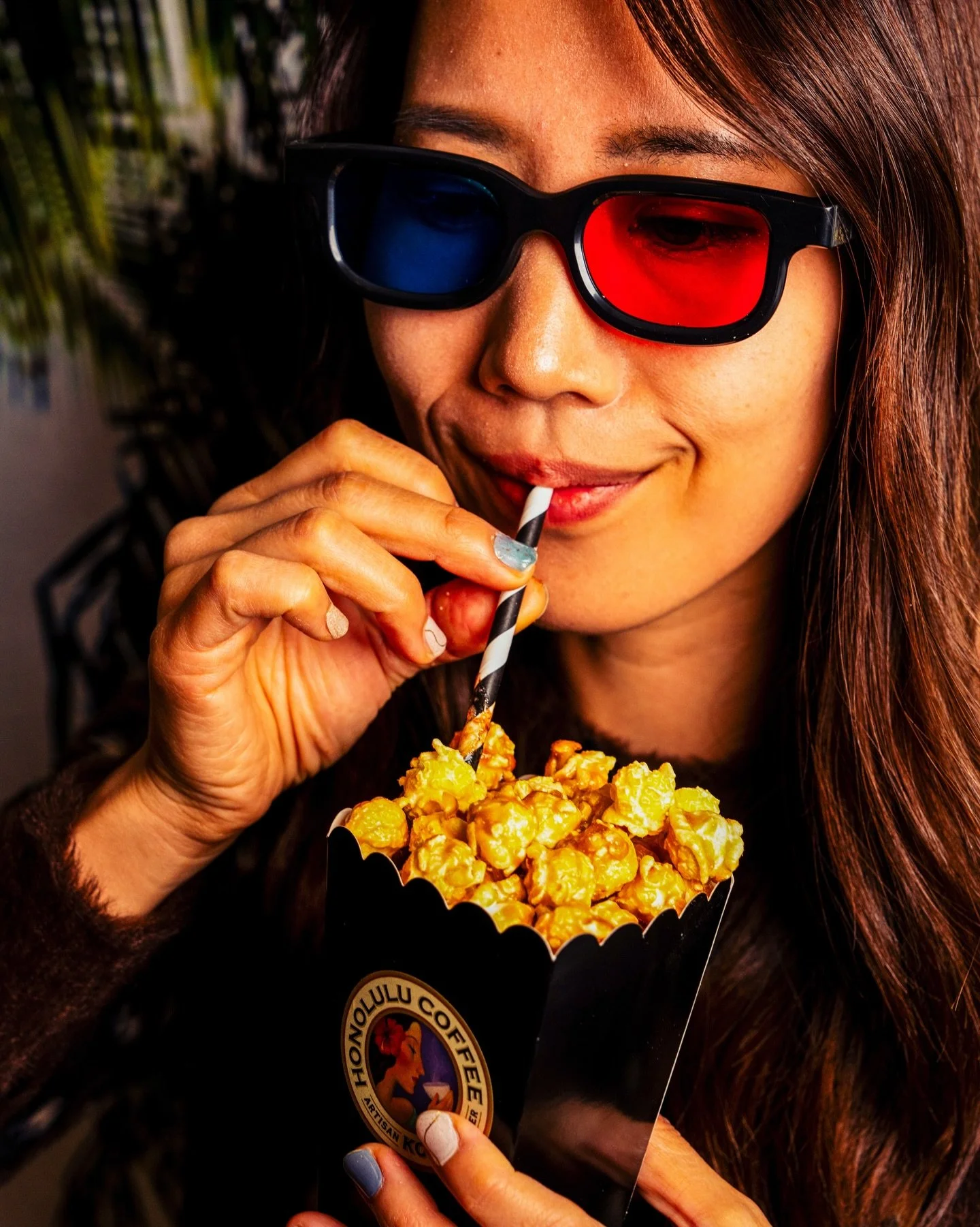 Are you team popcorn on hot chocolate? 🍿☕️

#117 What&rsquo;s The Plot?: 
70% dark chocolate hot chocolate with buttery popcorn notes, topped with salty + caramel popcorn.

Available Jan 17 &ndash; Feb 14.
@hotchocolatefest #honolulucoffee #hotchoco