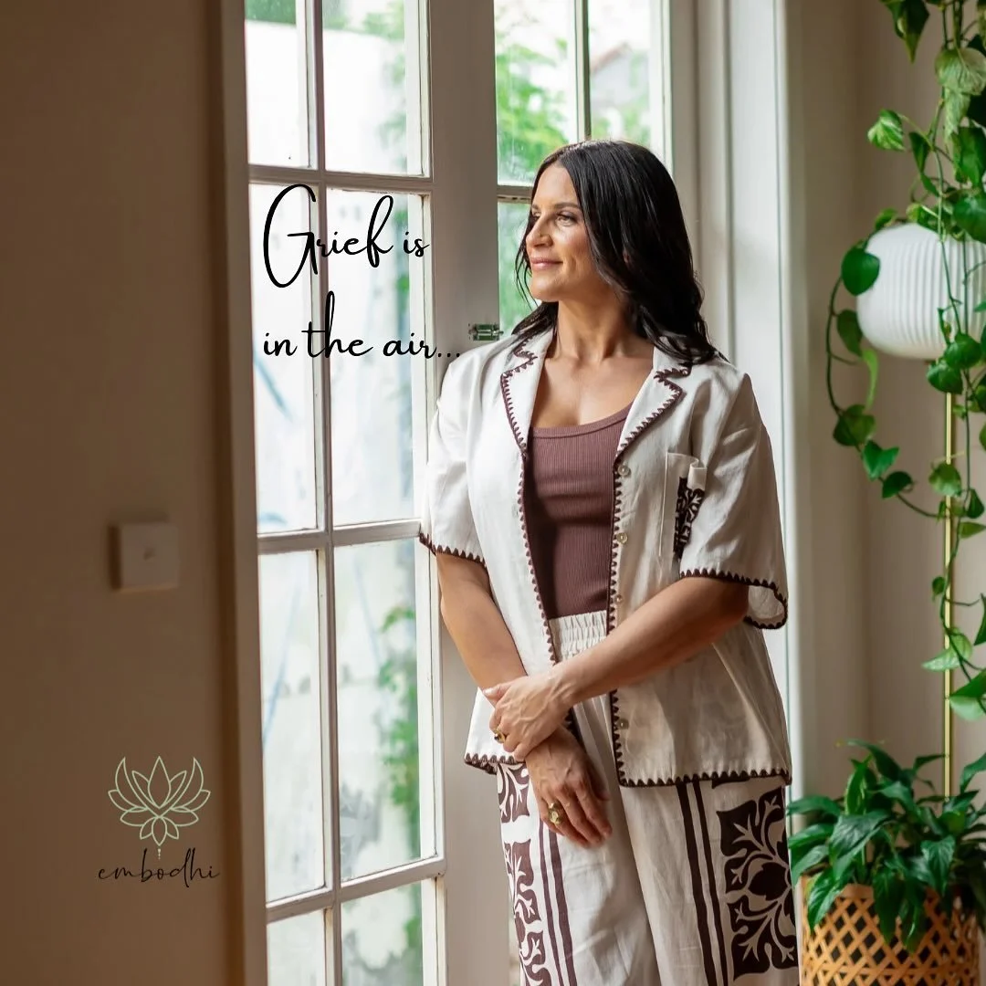 In response to &ldquo;How are you feeling, darling&rdquo; to my story question, from a dear friend. Grief is in the air&hellip; An ever-present companion, ally and mirror. 

This week has been full (of connection, ceremony, business, mentoring, creat
