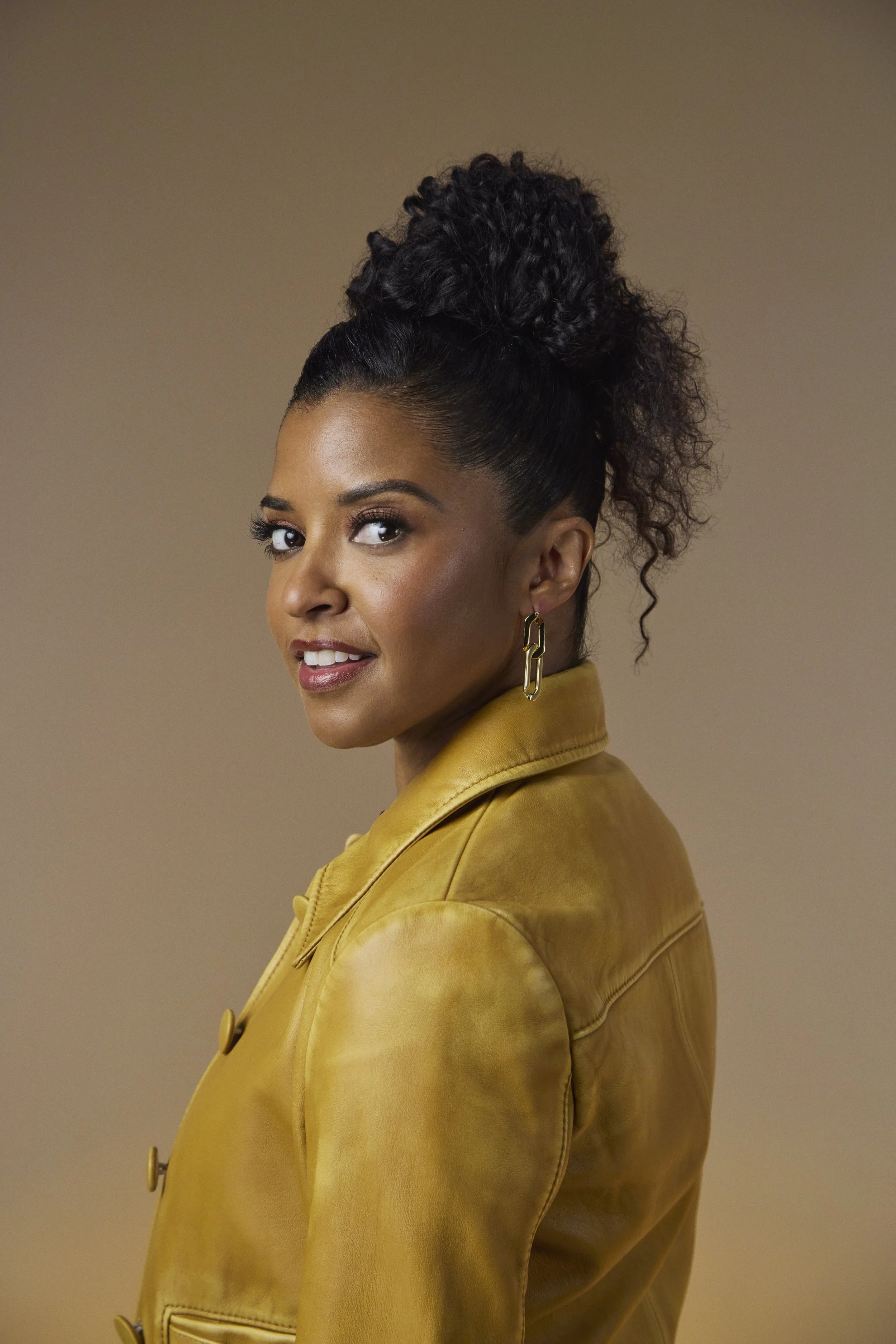 Renee Elise Goldsberry Emmy EE241362-RGB-FLAT.jpeg