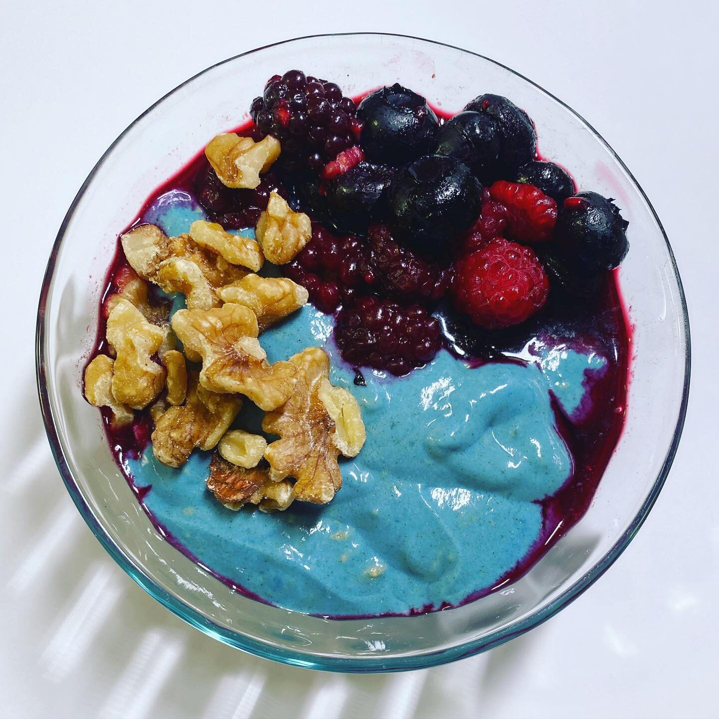 You are what you eat. Make it colorful 🦄

My favorite way to turn yogurt (or a smoothie) into a colorful creation is to add blue spirulina powder... also known as blue majik 🪄

This blue-green algae is a cyanobacteria that&rsquo;s called the most n