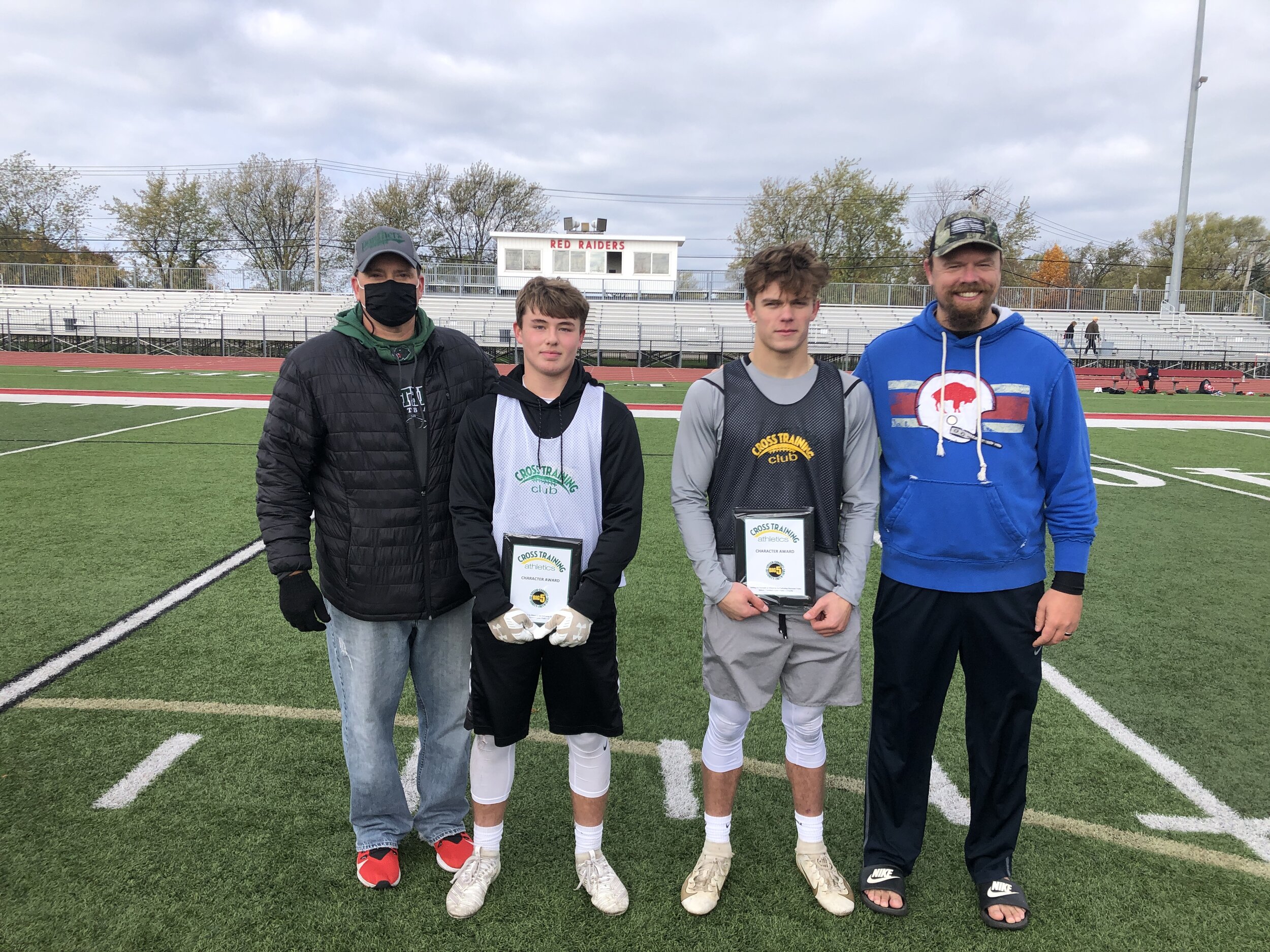 Left - Jack Buncy (Pumas), Right - Barry Tyler (Thrilla from Marilla)