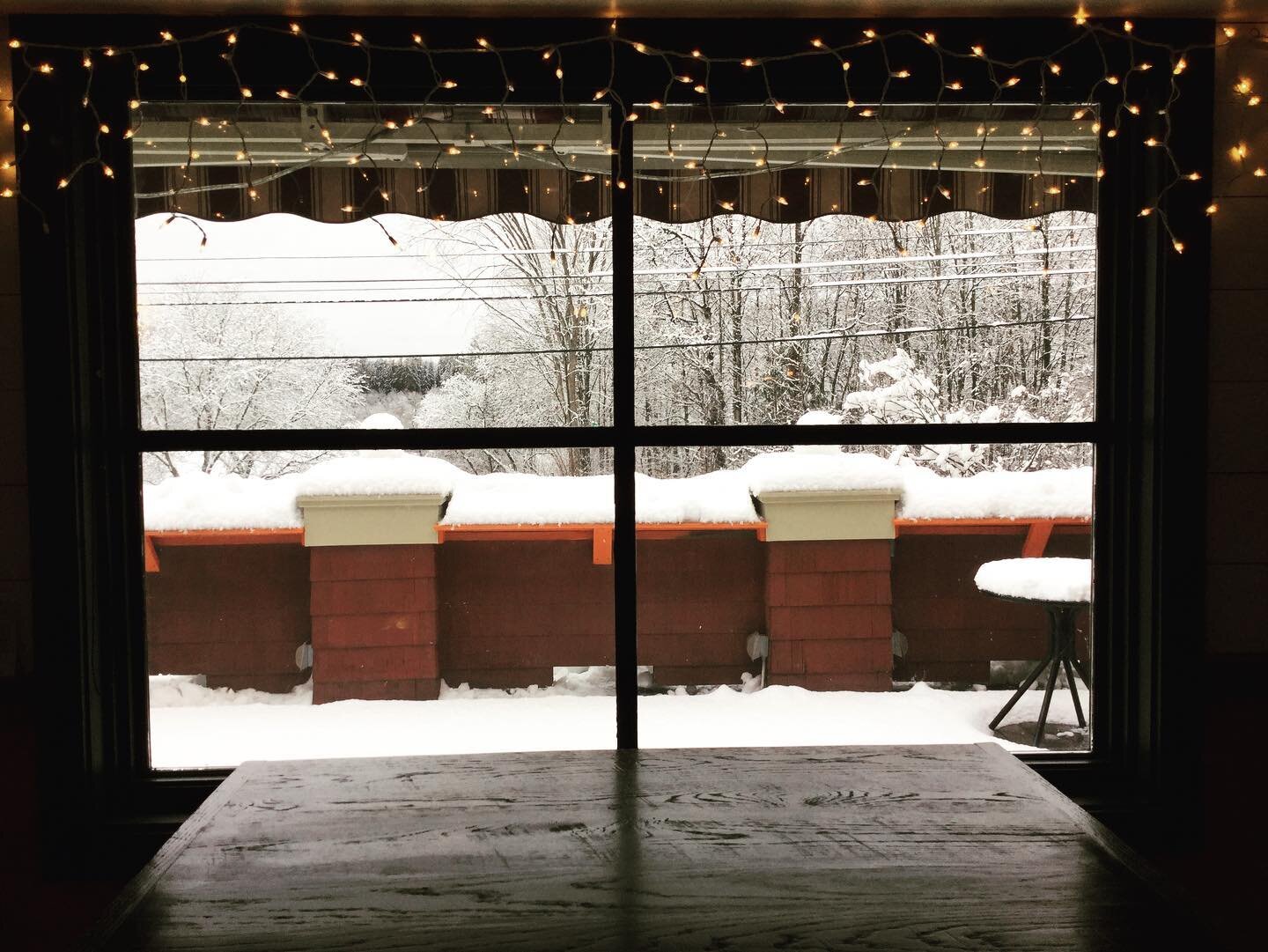 Snow Day Saturday!!❄️☃️ Come warm up at Worthy Kitchen! Serving up some new specials today 😁 Juicy steak frites, Bone-in chicken buckets, succulent oysters &amp; stuffed clams! Dine in or takeout available from 11:30-8.