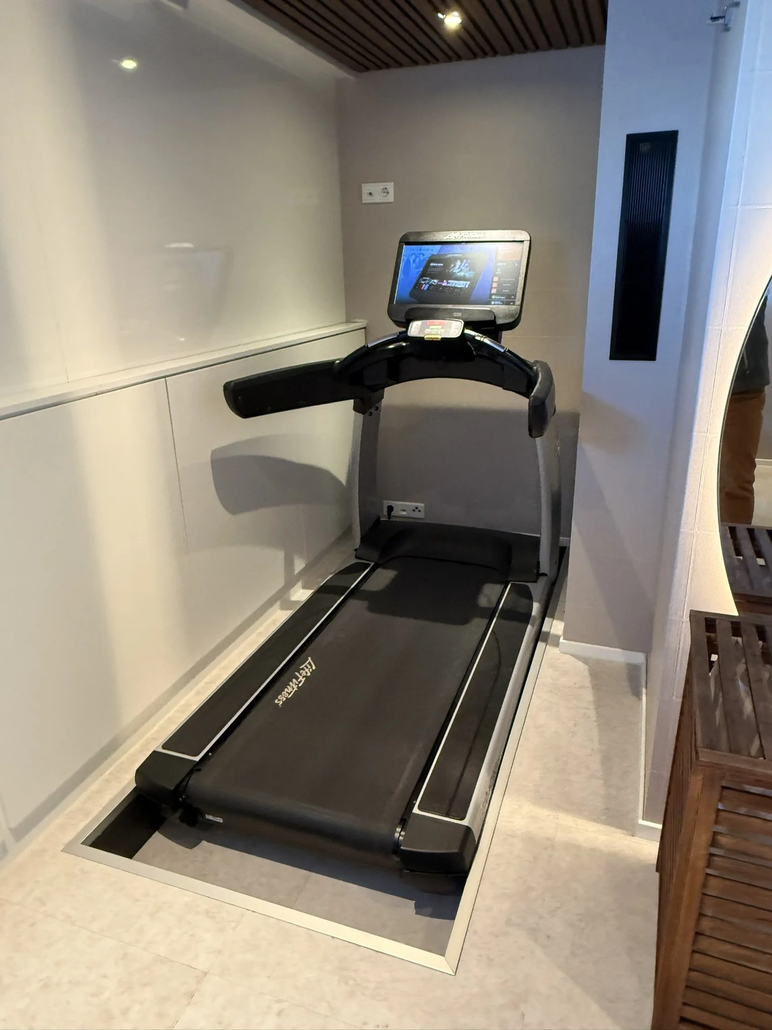 Amadeus Cara- Fitness Room