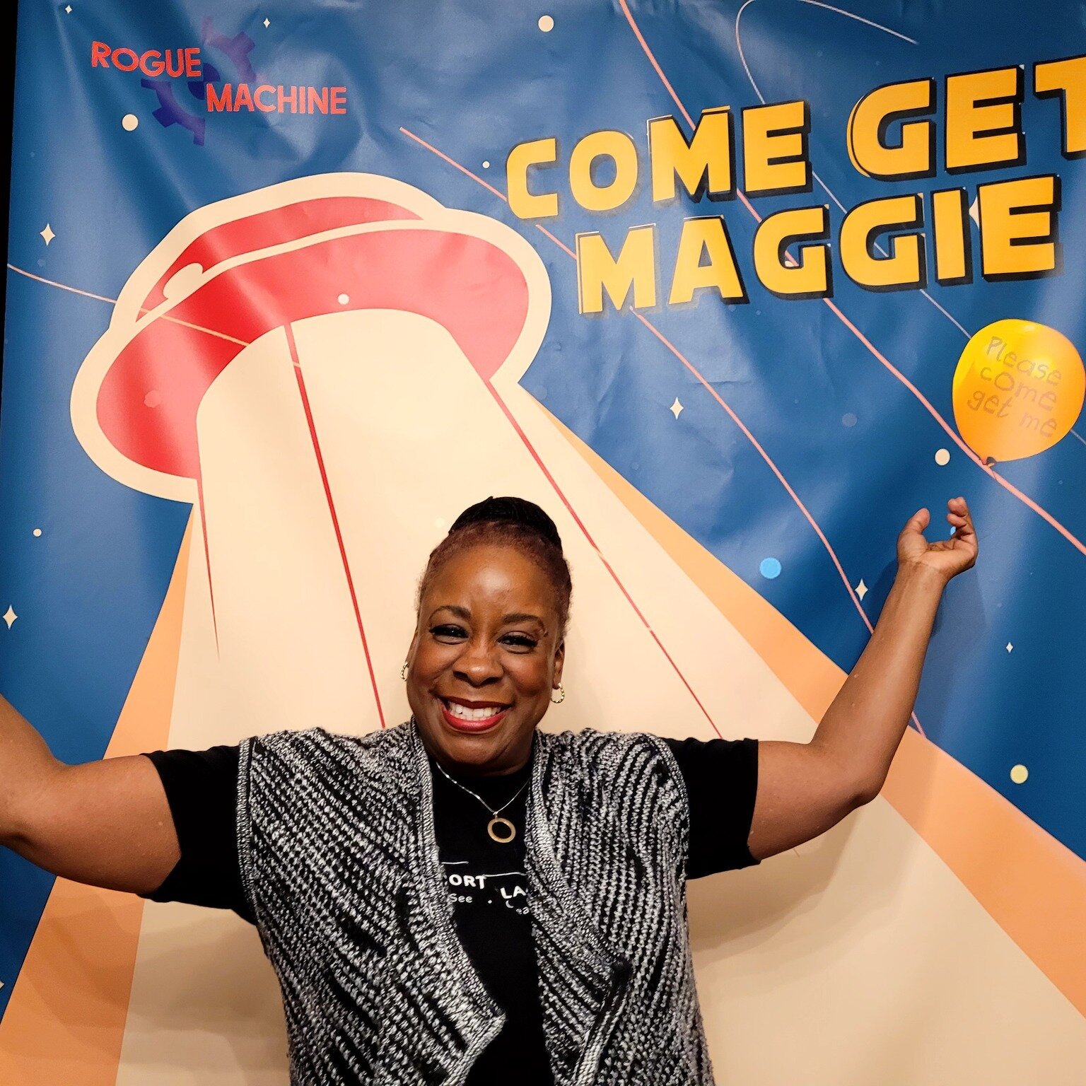 A night of &quot;step and repeat&quot; photo ops for our lovely cast and director! We're feeling all the love tonight!

Don't miss out! Tix at RogueMachine.Ludus.com 🛸👽🚀

#ComeGetMaggie #ComeGetMaggieMusical #musicaltheatre #musical #theatre #musi