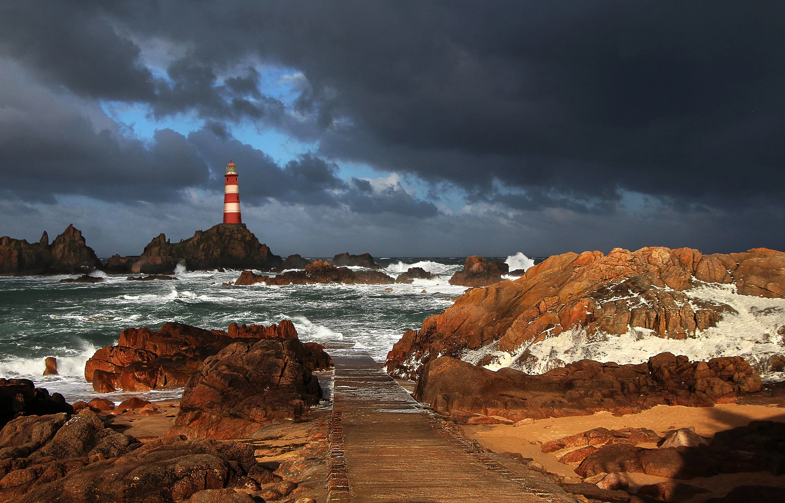 Jersey Rocks and lighthouse v3.jpg
