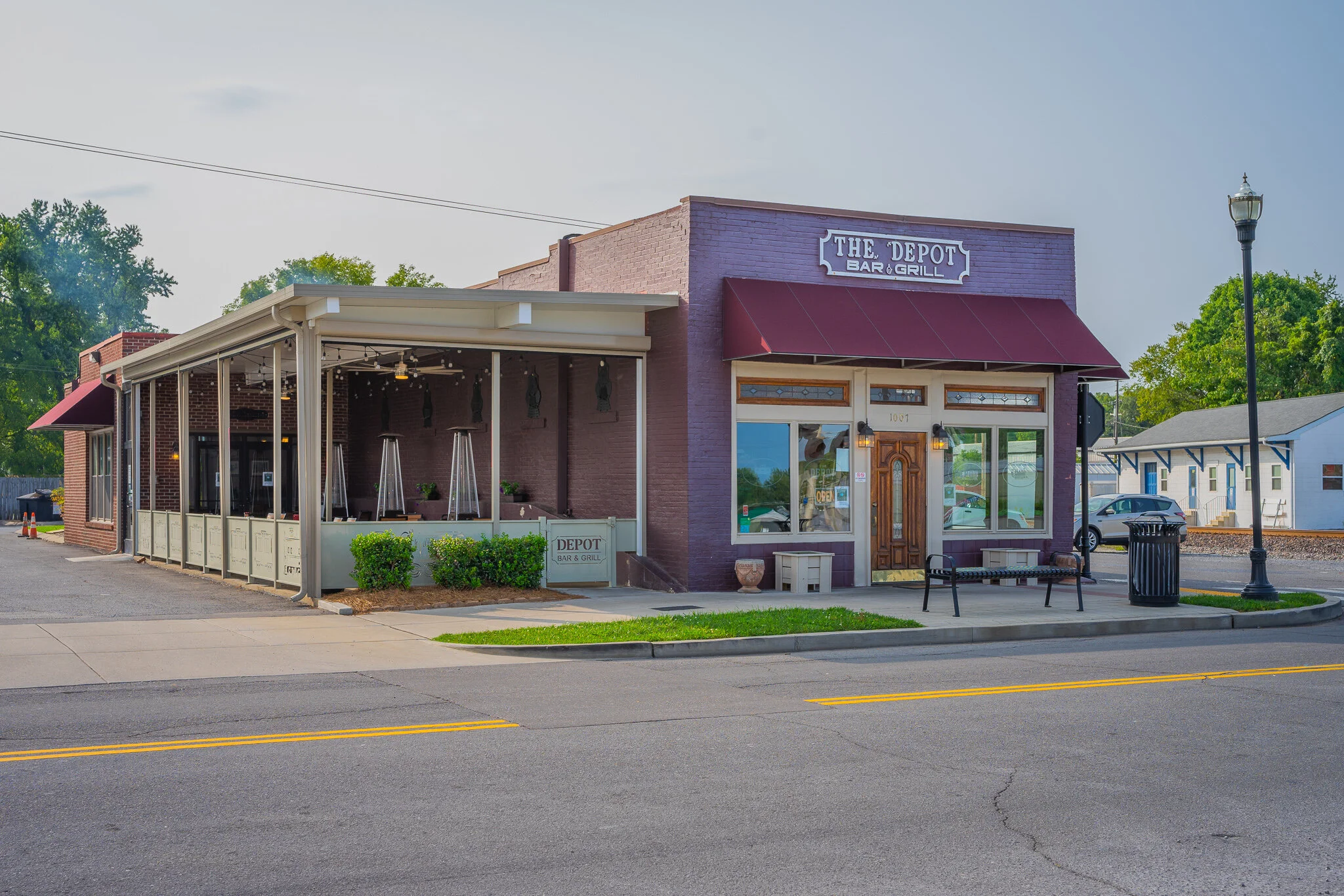 Depot Bar and Grill