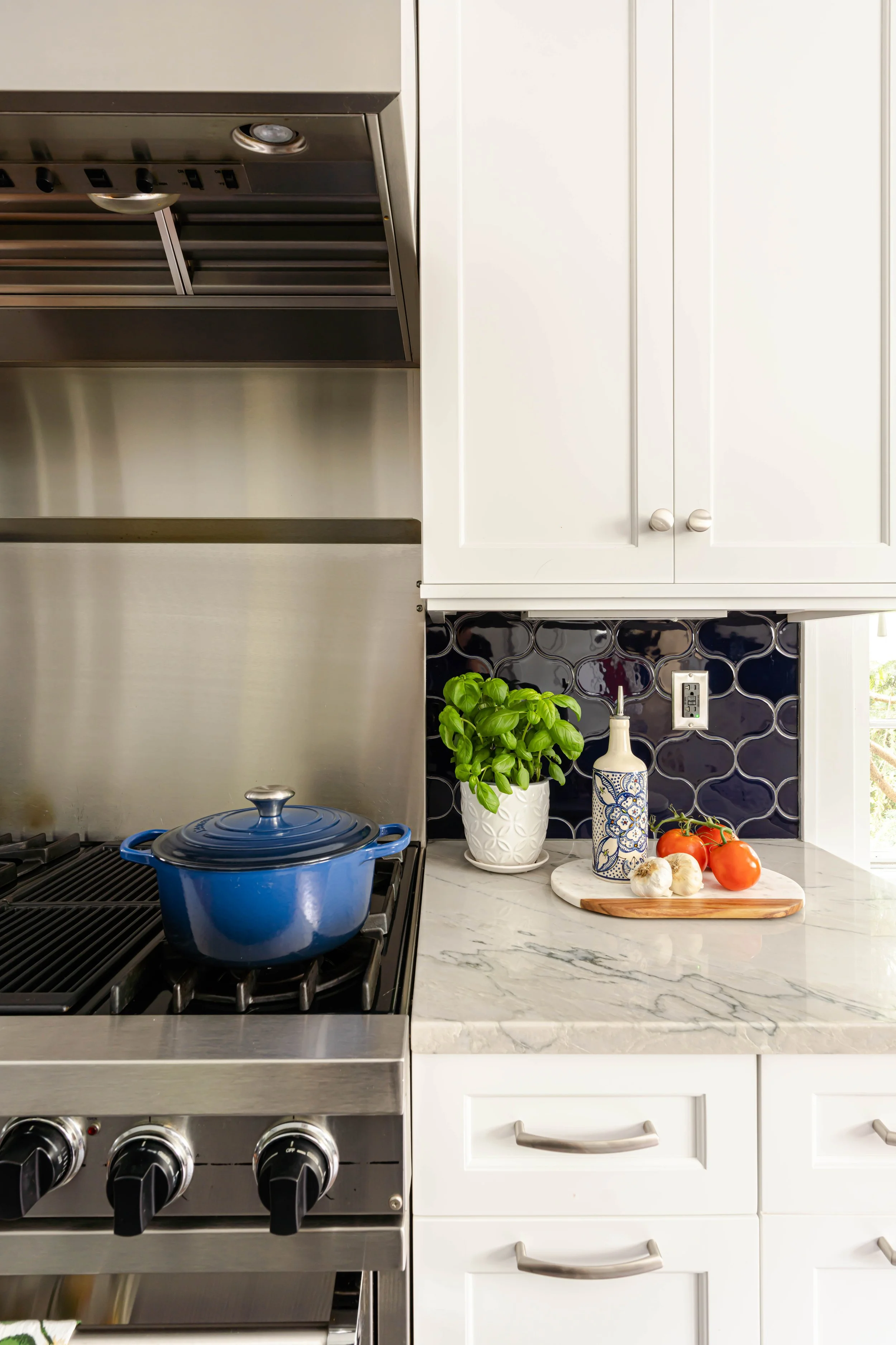 AngelaPotts_Cranlyn_Kitchen_©CaitlinAntjeLLC-18.jpg