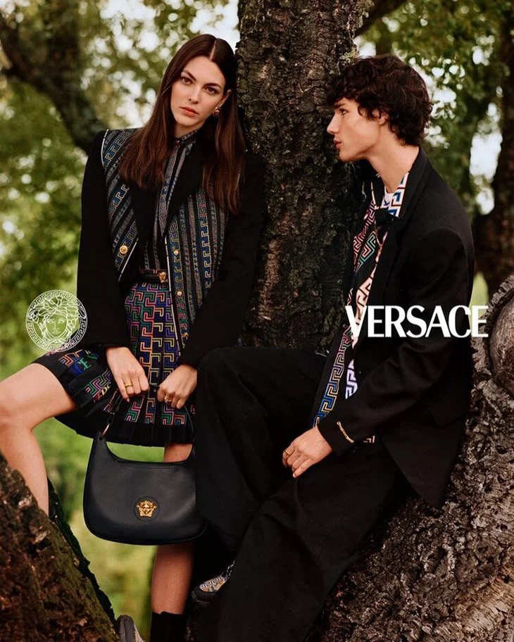 Versace-Pre-Fall-2021-Alasdair-McLellan-01.jpg