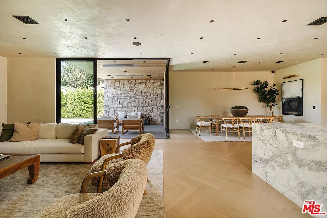 Greenbush | Sherman Oaks