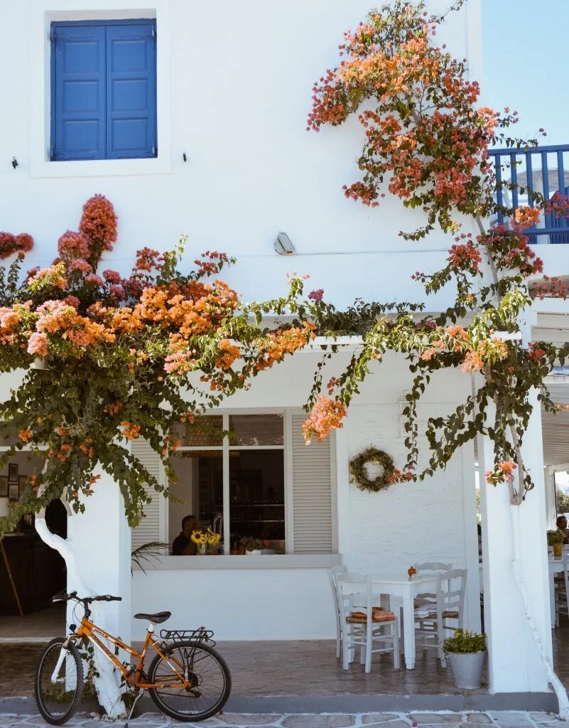 A Complete Travel Guide to Paros, Greece.jpeg
