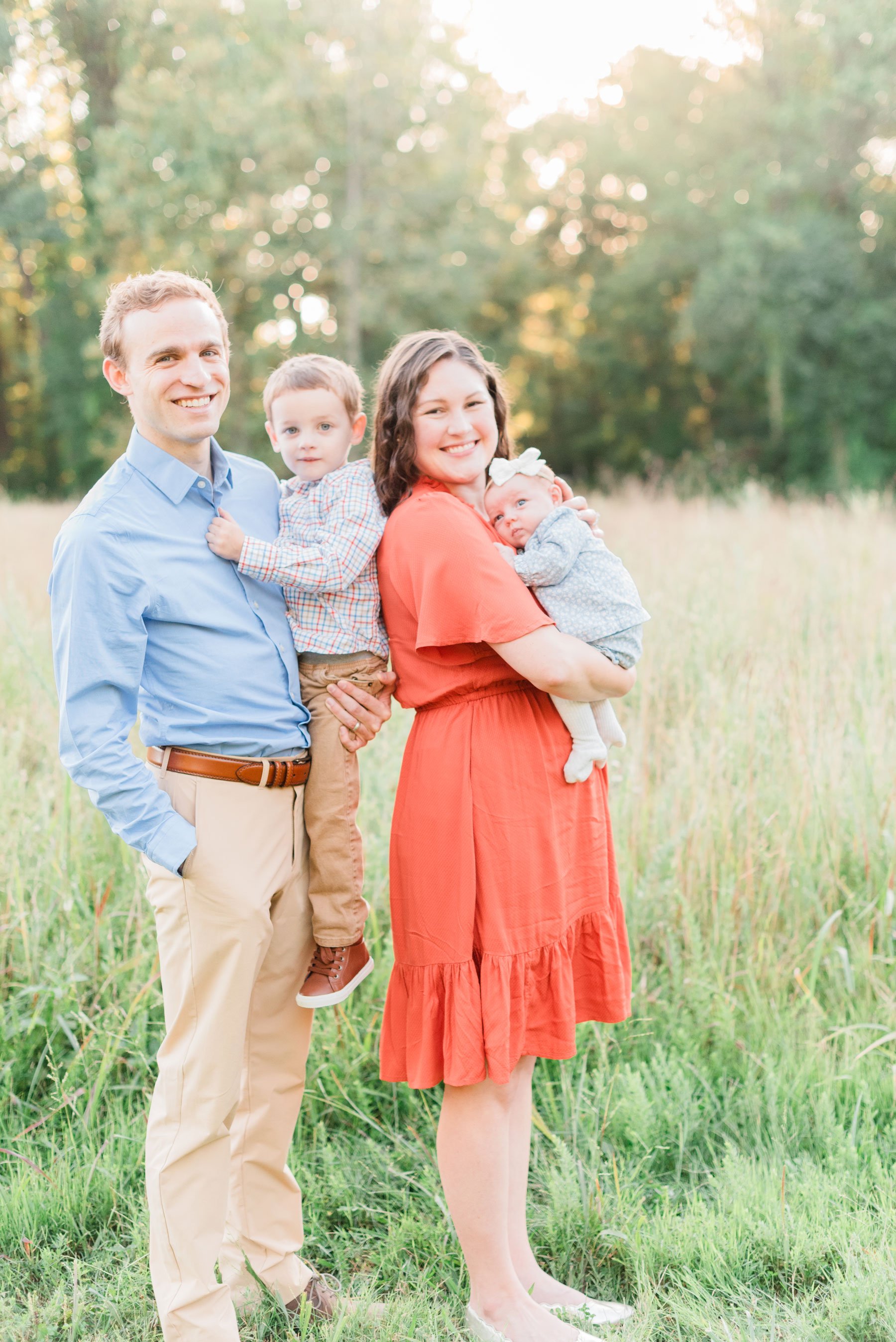    The golden hour light peeked through the trees during this outdoor Maryland family session. #marylandfamilyphotographer #findingafamilyphotographer #familyphotooutfits #semiformalphotooutfits #outdoorfamilysession #photoswithkids #georgiafamilypho