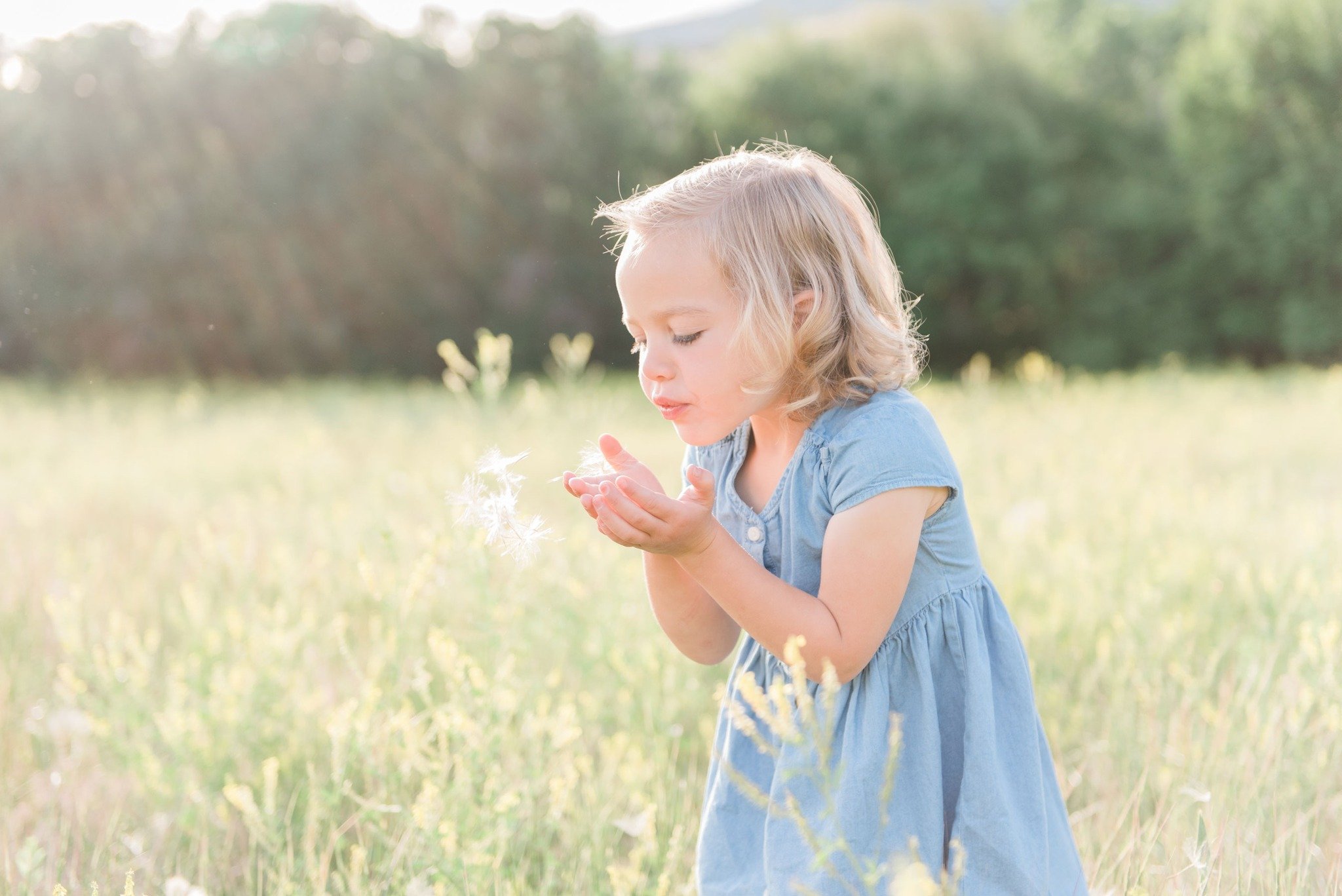 Moms, guess what? You don&rsquo;t need any fancy cameras or special occasions to capture amazing pictures of your kids as they hit new milestones. You can use whatever you have on hand to capture moments that you'll treasure forever. Whether it's you