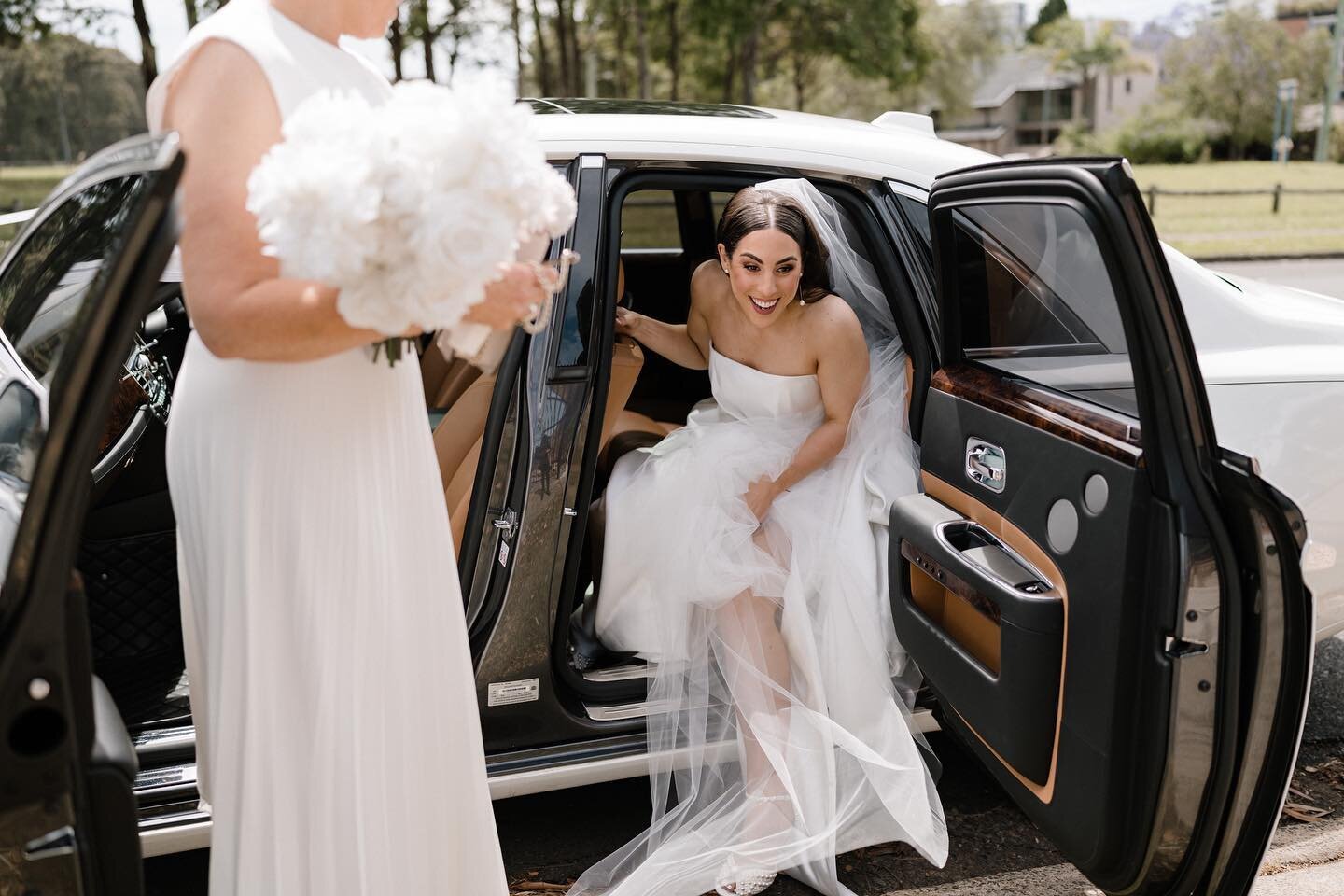 When you arrive at the ⛪️ 

📷 @siempreweddings 
🌸 @fauxflowercompany