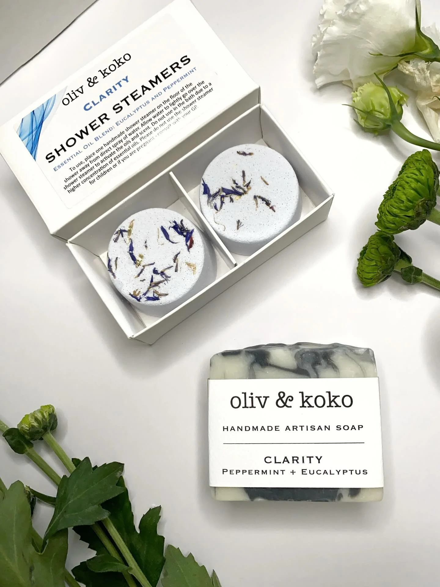 Gift Box :  Clarity Artisan Soap and Shower Steamers

&bull;
&bull;
&bull;
#gifts #soapbar #coldprocess #handcrafted #madeinaustralia #clarity #peppermint #eucalyptus