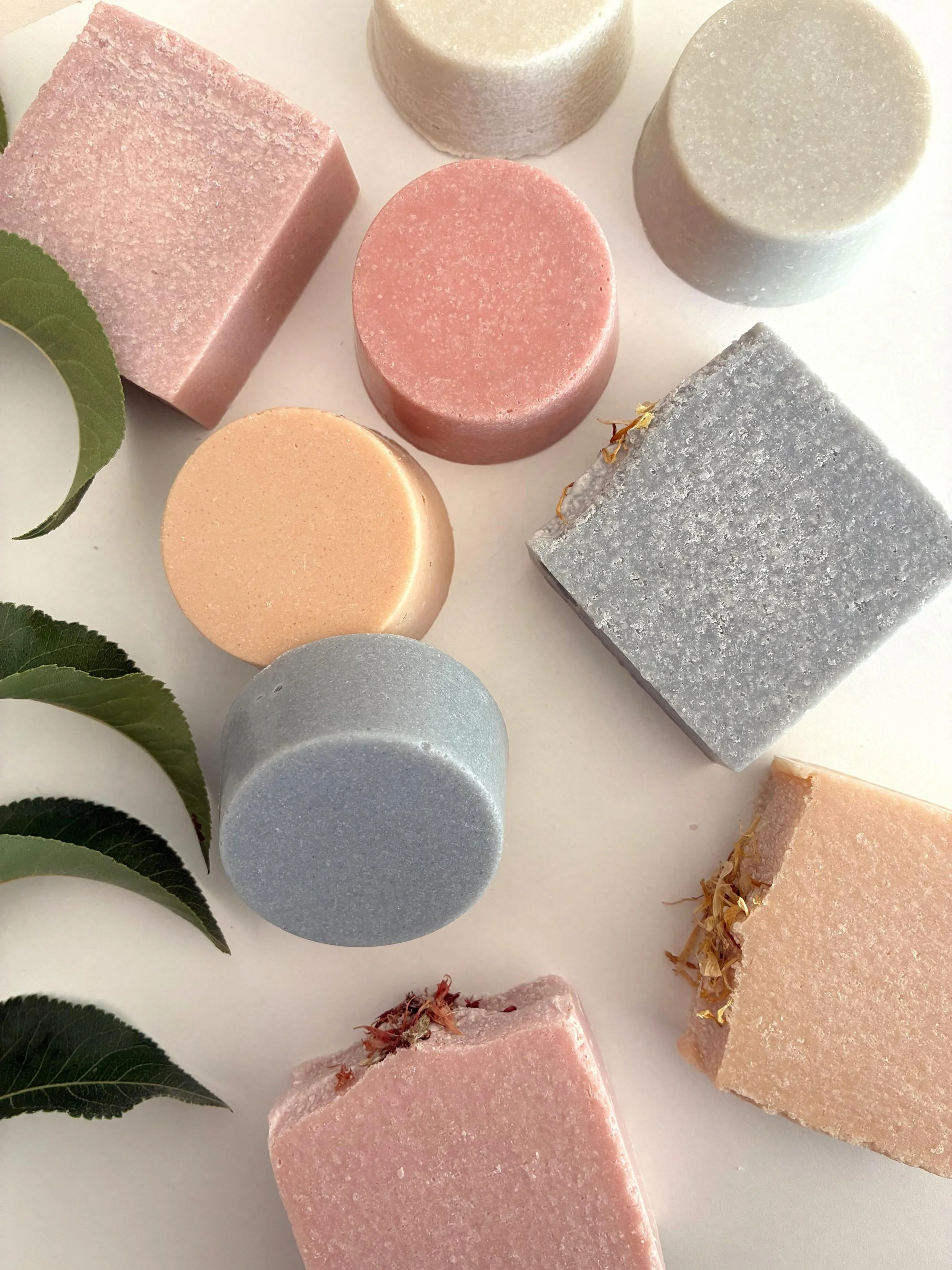 Artisan Salt Soaps

🐚 Orange + Patchouli
🌊 Lavender + Patchouli 
🐚 Lemon + Ylang Ylang
🌊 Lavender + Cedarwood
🐚 Australian Lemon Myrtle 
🌊 Mint, Rosemary + Juniper
🐚 Cedarwood, Cypress + Eucalyptus 
🌊 Peppermint, Tea Tree + Eucalyptus 

Enric