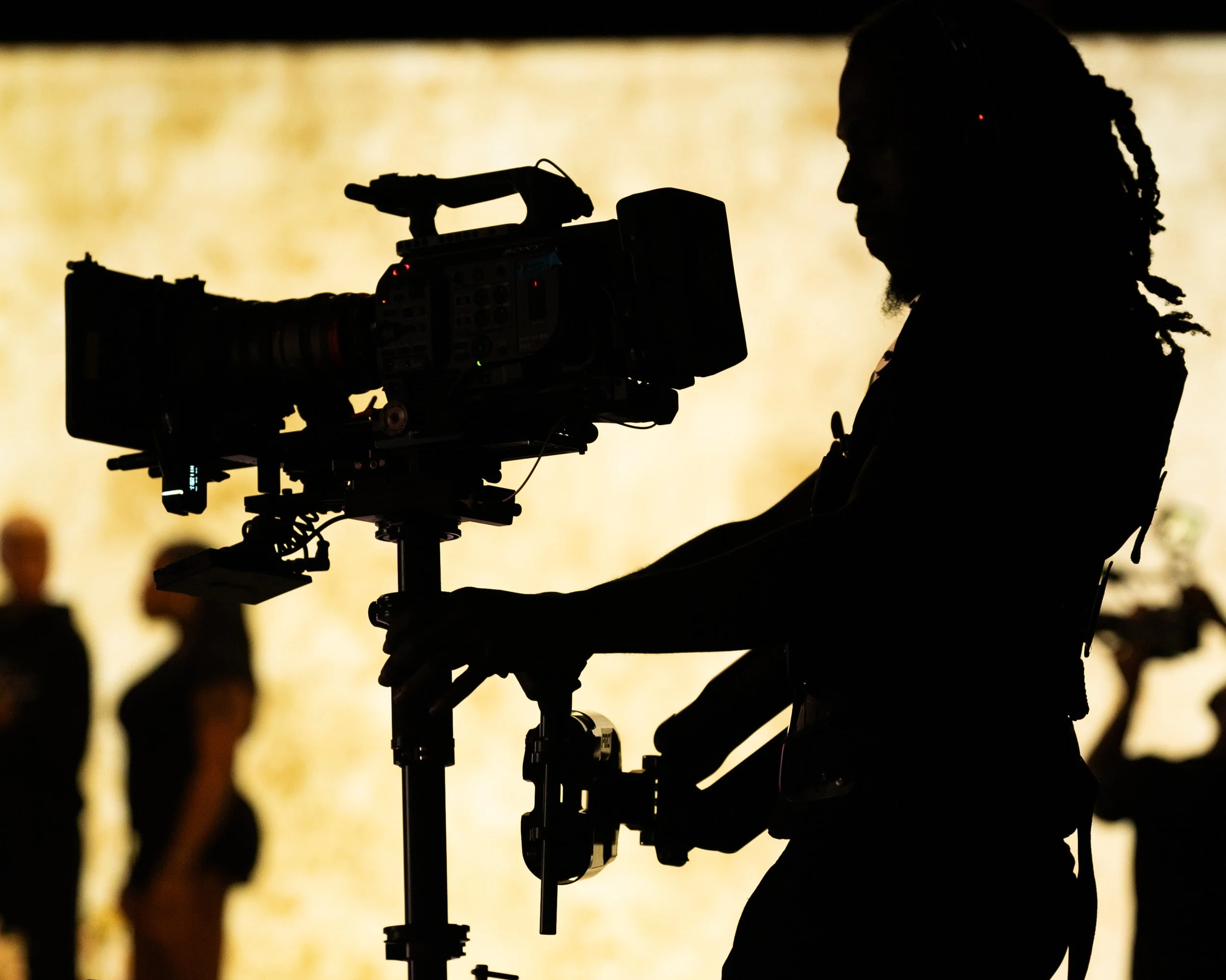 Best Practices for Working with a Steadicam Operator | Producers, Directors & Crew Guide