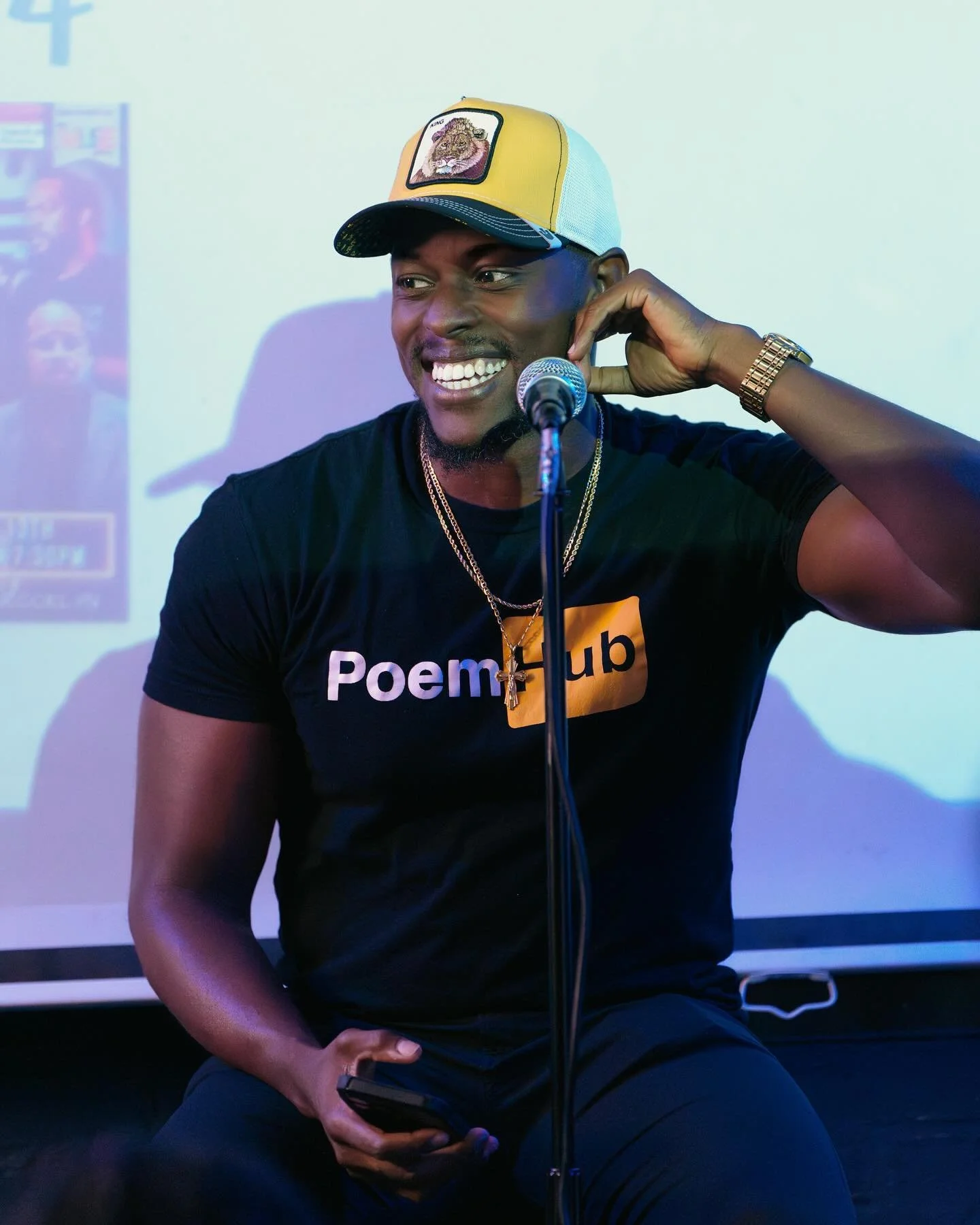 #storytime Big Shoutout to @therosegardenevents for always giving me a safe platform to share my work and enjoy the work of so many dope poets! Can&rsquo;t wait for #thelegendsshowcase! Also, please believe I always try to support other poets merch a