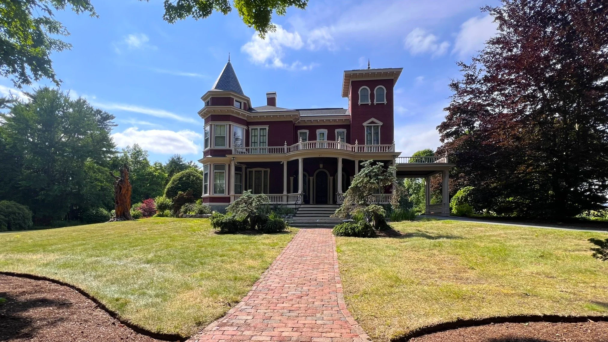 Stephen King's home, Bangor Main from The Caregiver's Tales (A Blog)