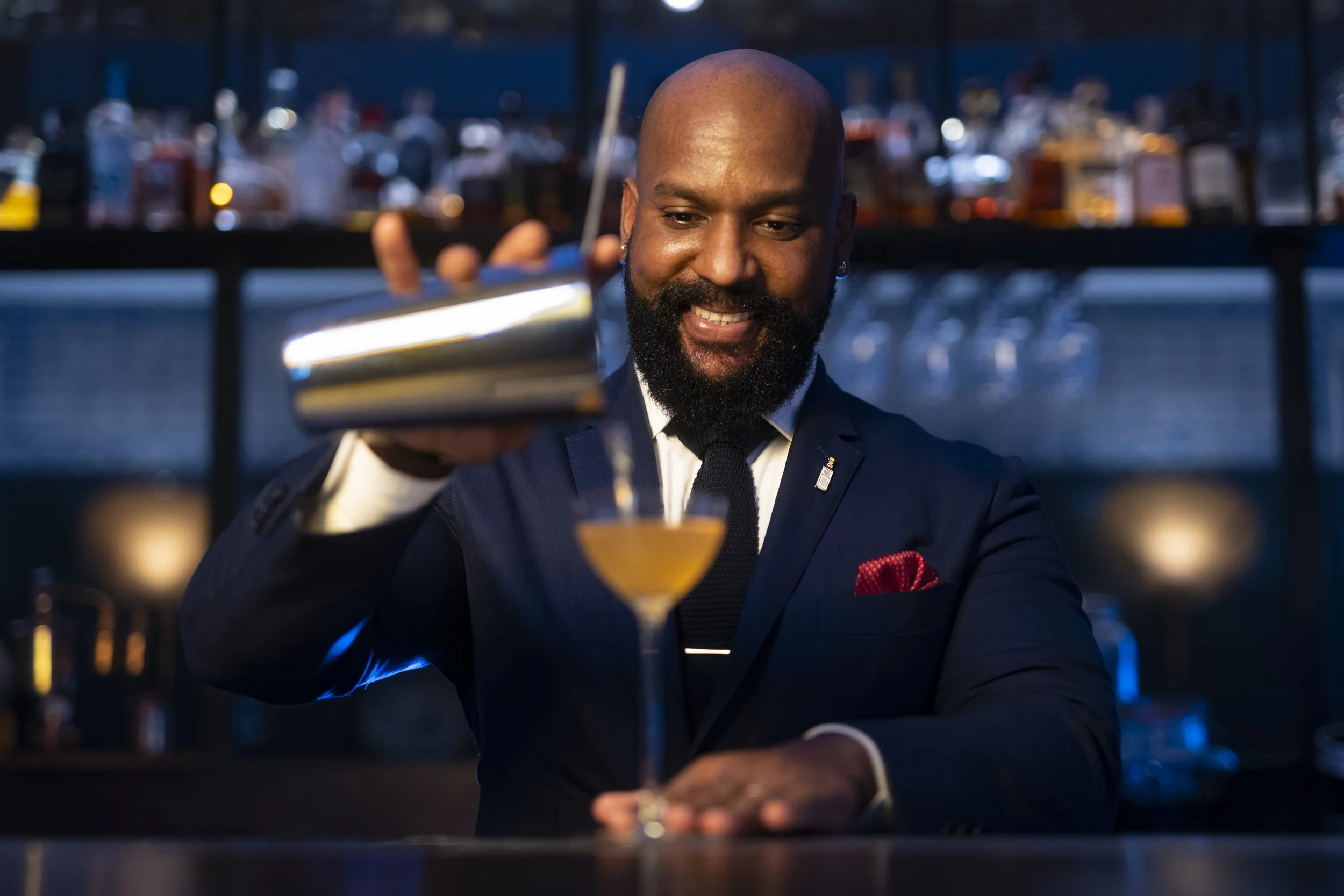 Angostura ruma vakars Benjamiņu namā