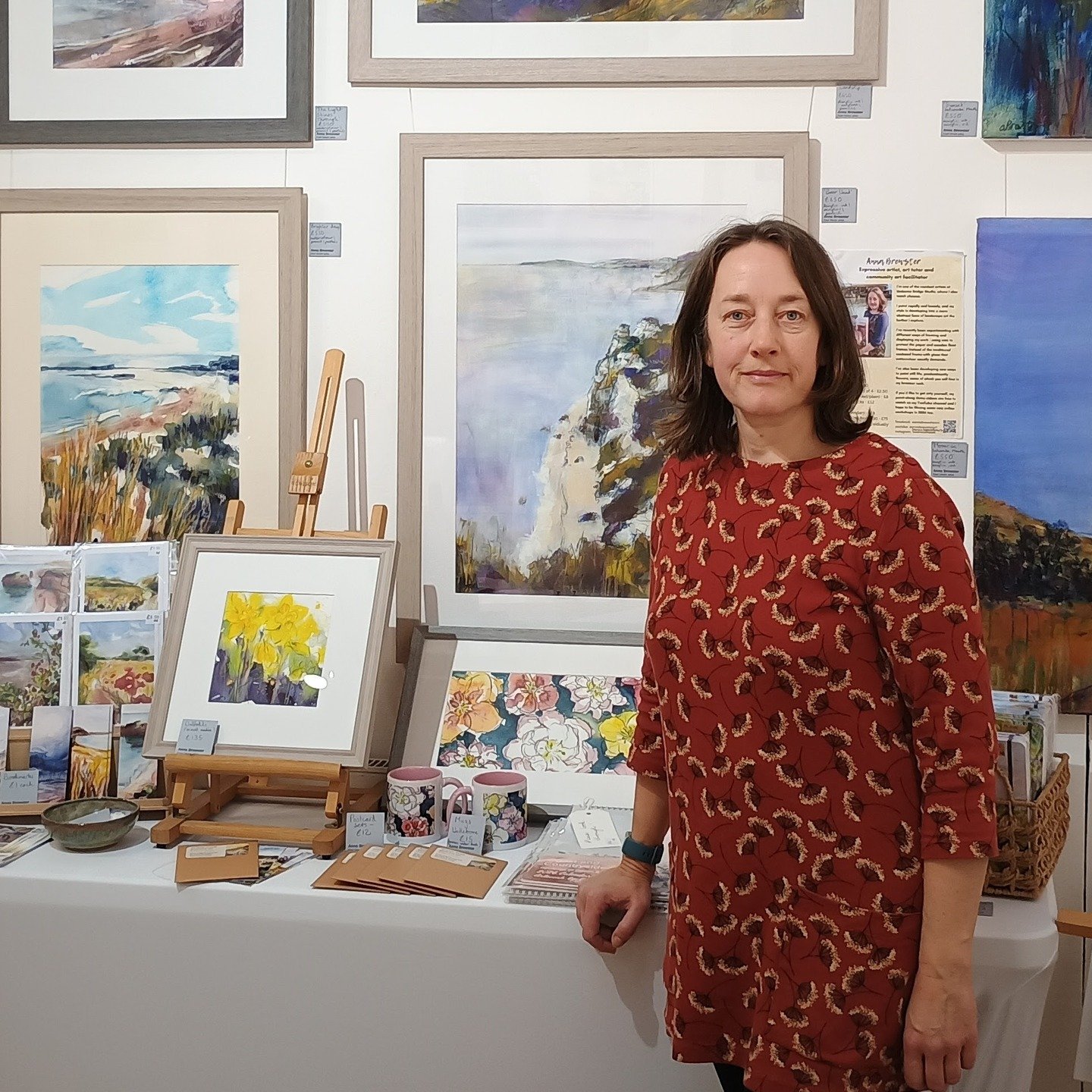 Wrote a big post about the fab Lyme Regis Malthouse Gallery Xmas event (which I'm taking part in this year) and the internet ate it.

Soooooo the short version is: Look! Lovely stuff! Gifts! And all my biggest paintings, the ones that rarely get out 