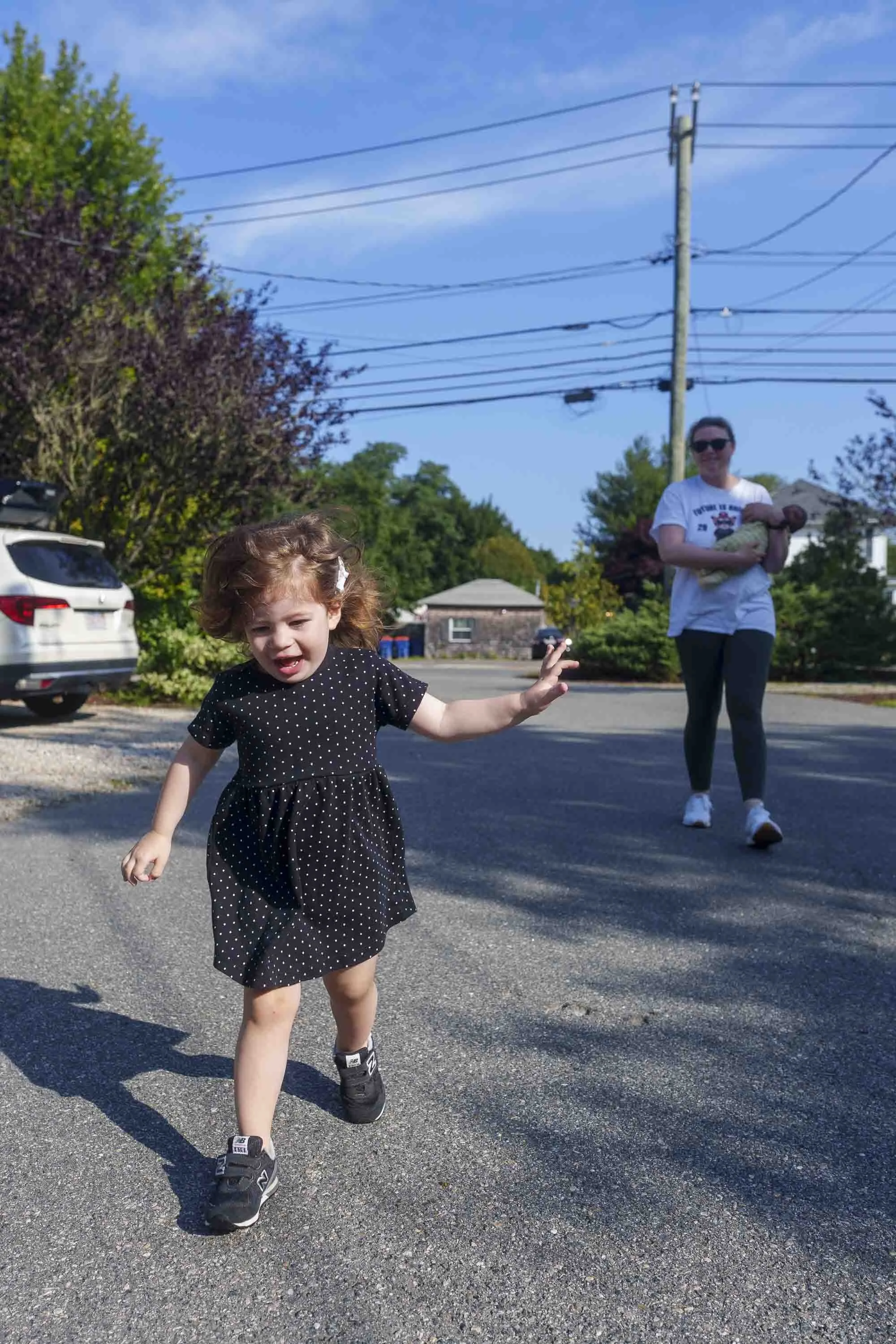 Dad's second-to-last day-of-summer before resuming life as a teacher again.  Fortunately, we live in Mattapoisett.  More so, we're fortunate to live only a mile away from the beach.  Meaning, it always kind of feels like we're on vacation living here