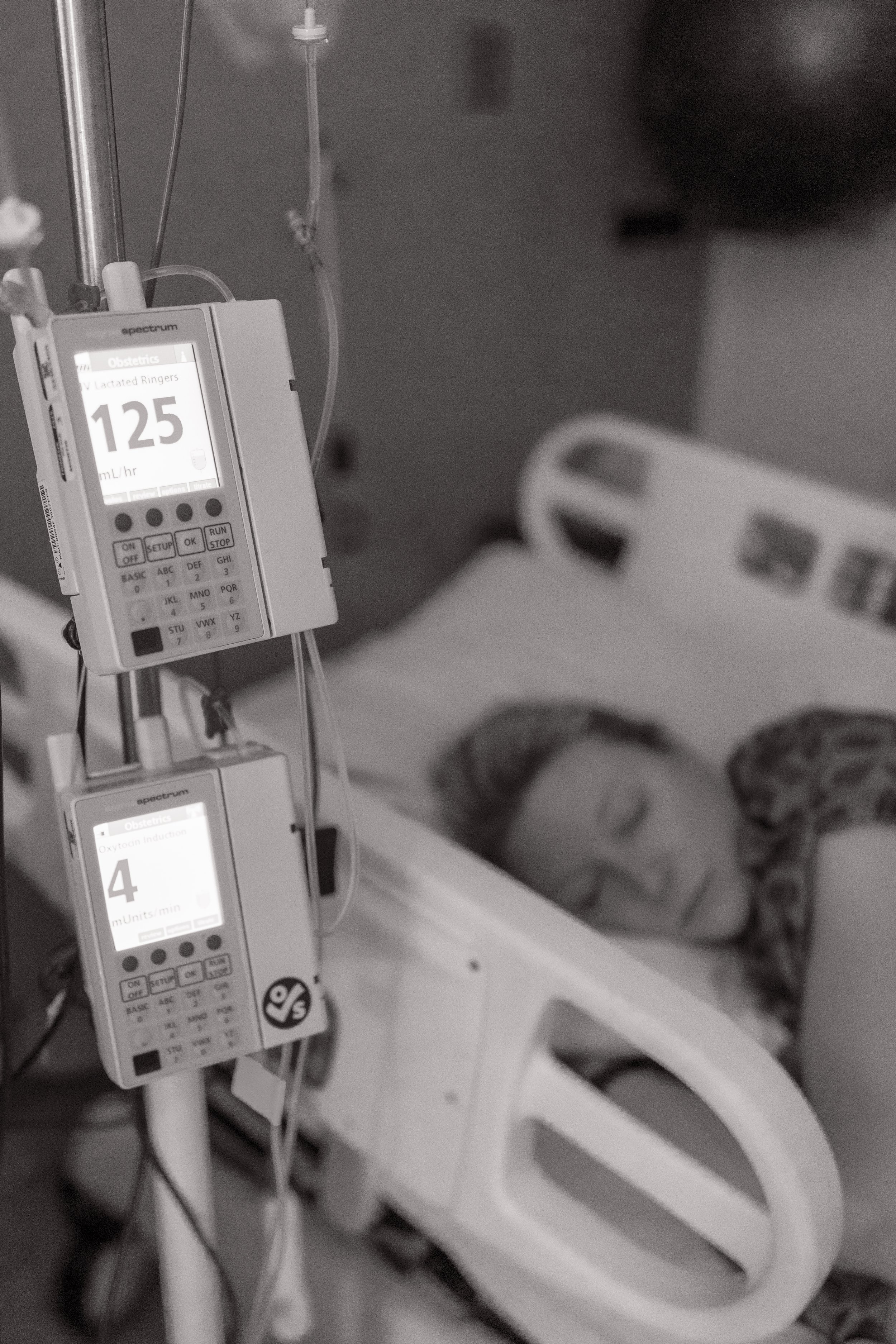 Aly is induced and awaiting the time to deliver, 8/9