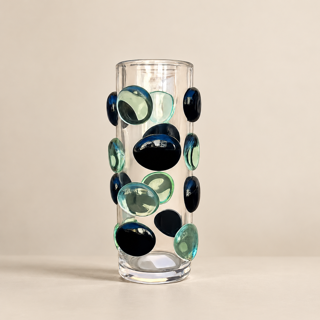 Glasvase „Dots“ – mundgeblasen