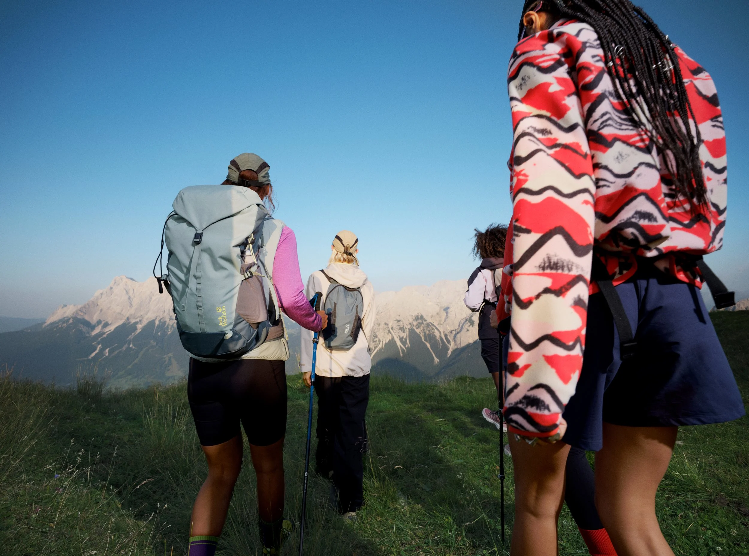 COMMERCIAL_JACK  WOLFSKIN_IMOGENE BARRON_HIGH RES_22 copy.jpg