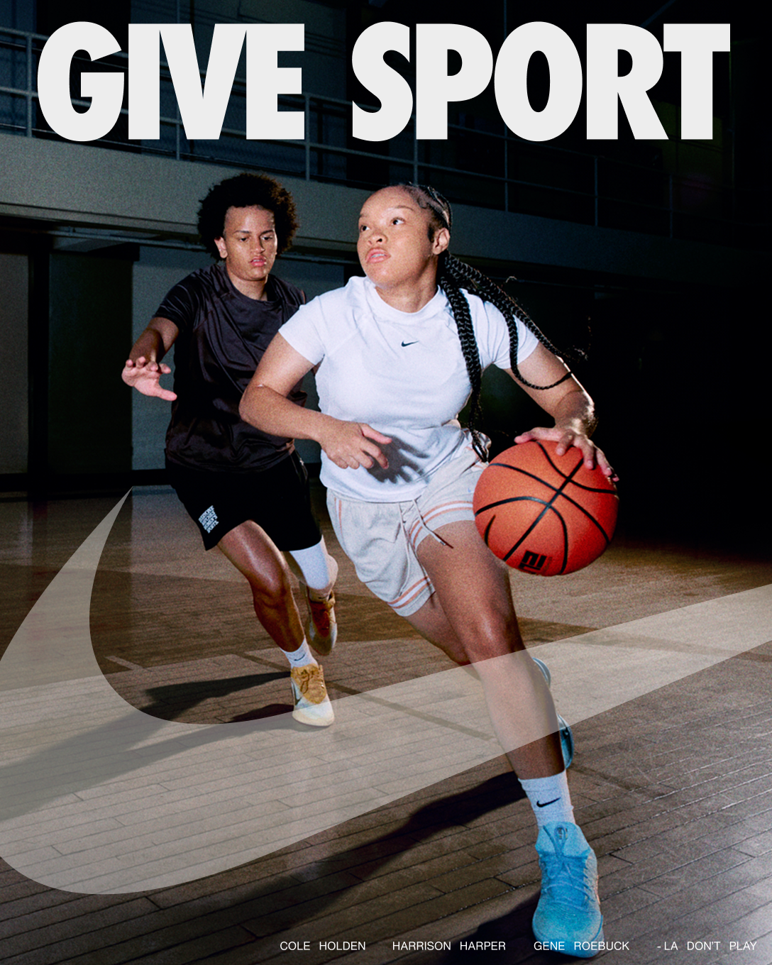 HO25_NA_GIFTING_RETAIL_BBALL_DG_2ON2_1884_4x5.png