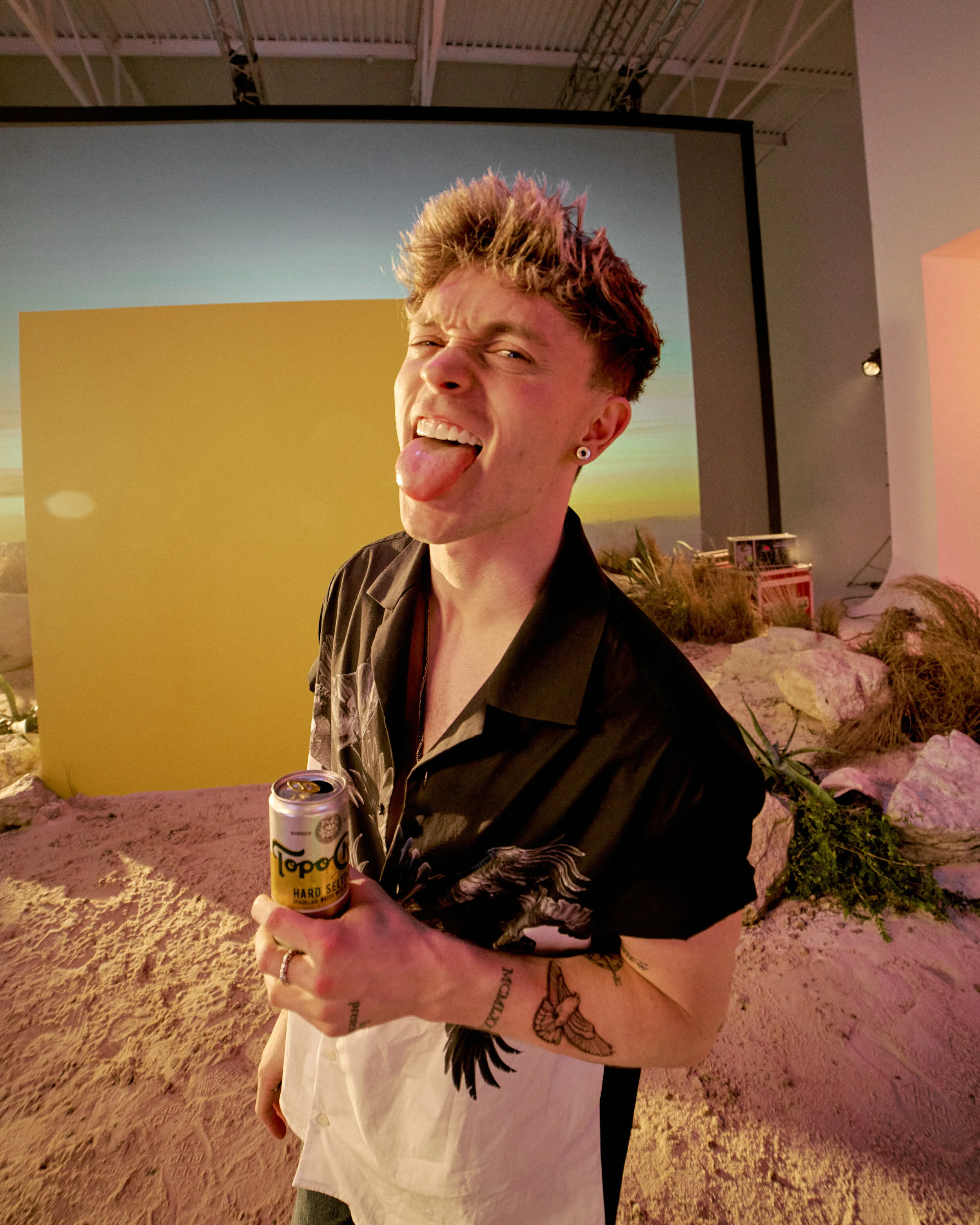 TOPO CHICO 698 1.jpg