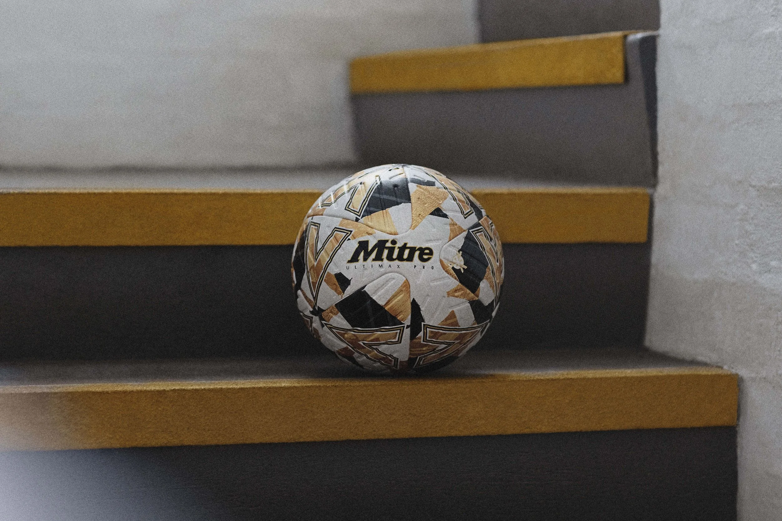 2302_Mitre_TyroneMings_1638_rt.jpg