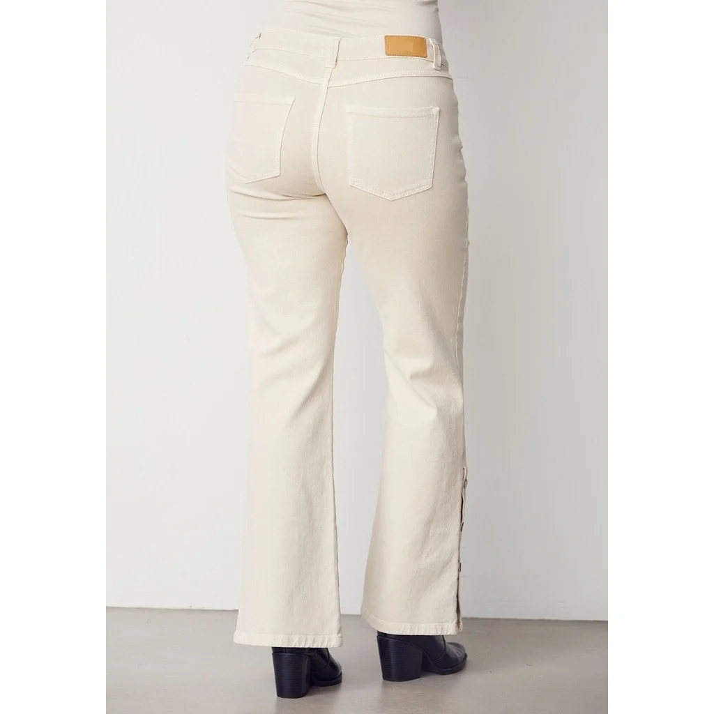57858-Como-Twill-Button-Pant-346-Desert-Outfit-Back.jpg