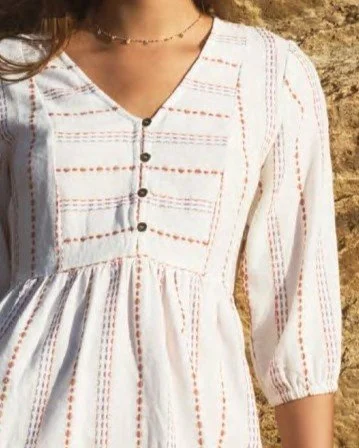 4.75.085.79 Dressb.jpg