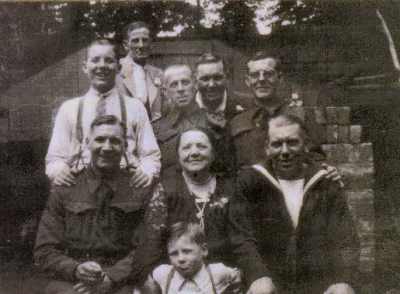 The London Baglins and co about 1940