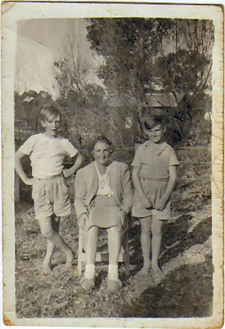 Florence Rosina Larence (1887-1964) with grandchildren Barry and Eric Bray