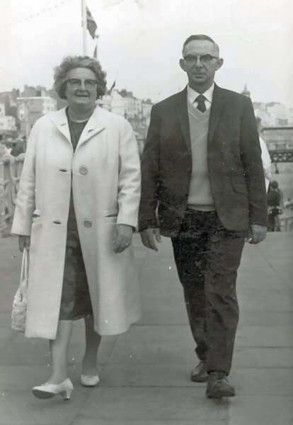 Edward William Burgess Baglin & Florence Eveline Jenner on holiday Weston-Super-Mare