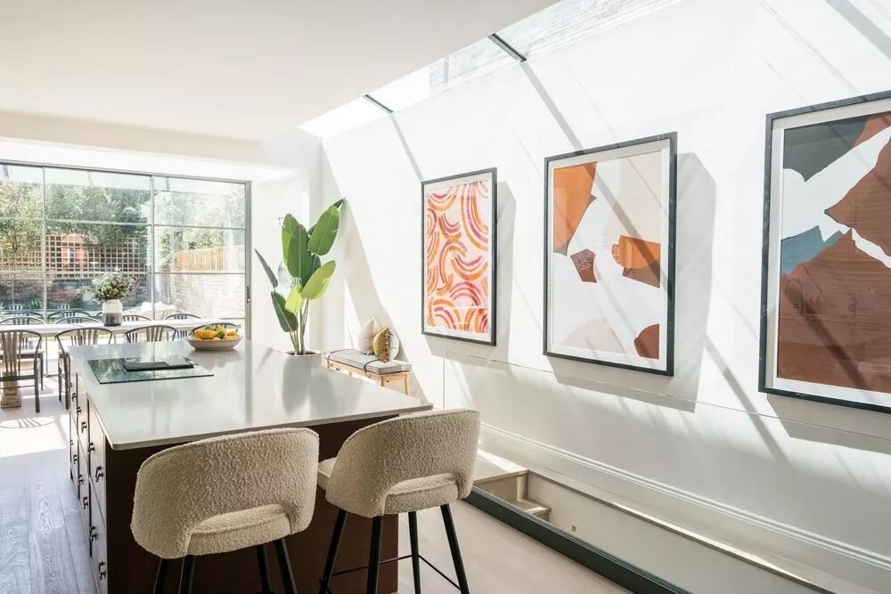 Perrymead Street: Sold Within 2 Weeks With Our Home Staging Service

Located in West London, you will find one of our home staging project, Perrymead Street. Appointed by Aspire Luxury Properties, our BoxNine7 team were brought in to create a &lsquo;