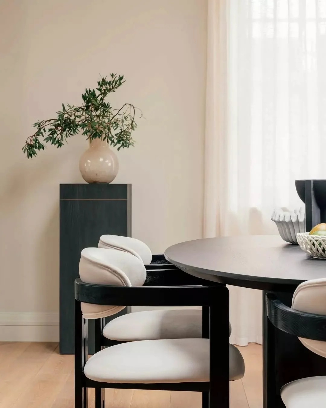At BoxNine7, every scheme is shaped around the lifestyle your buyers aspire to.

In the Strand Chamber Penthouse, we combined bespoke furniture, layered textures, and bold detailing to create a space that invites buyers to see themselves at home from