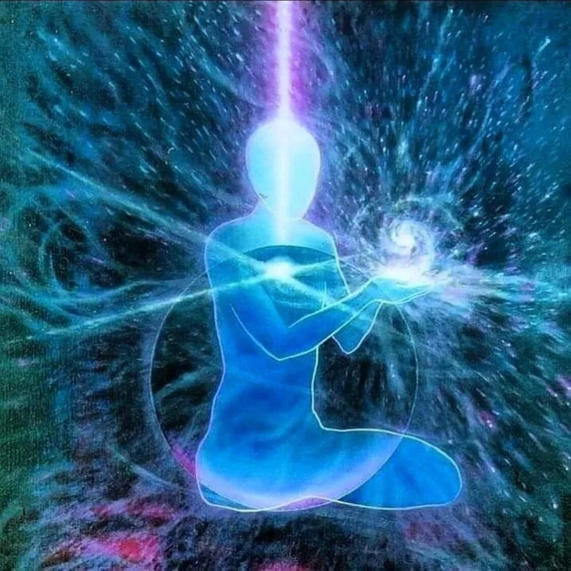 What we truly are is pure love. How do you shine your light and when do you hide it? 💓 #selfcare #coach #purelove #selflove #coachingforwomen #coachingformen #personaldevelopment #loveyourself #shineyourlight #selfawareness #love #lifecoaching #mind