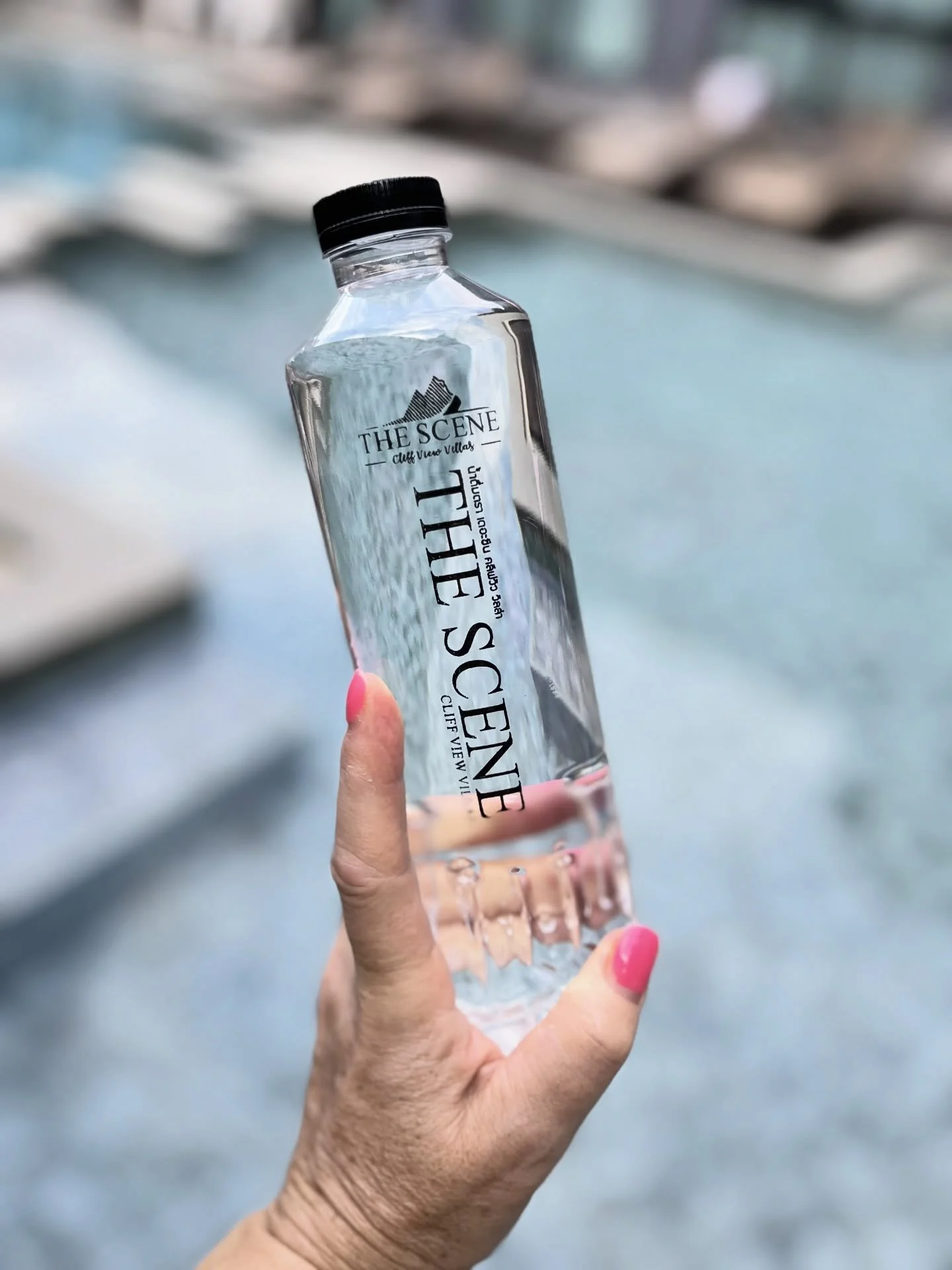Refillable bottles work best when they&rsquo;re easy to live with and this helps reduce single use plastic ones. 
When water is always within reach, it gets refilled &mdash; not forgotten.
Good design doesn&rsquo;t ask for better habits.
It quietly f