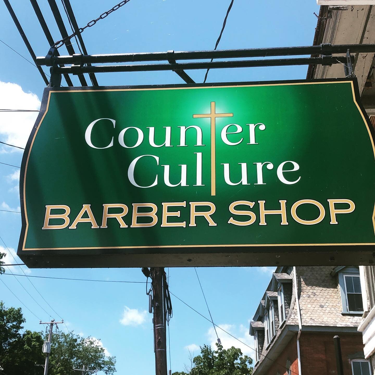 Counter culture barbershop is looking for a licensed barber to take on a full time position. Dm or call the shop if interested. We&rsquo;re looking forward to hearing from you!!!